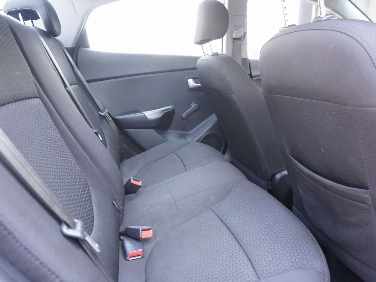 Kia Rio, 2013 — Салон
