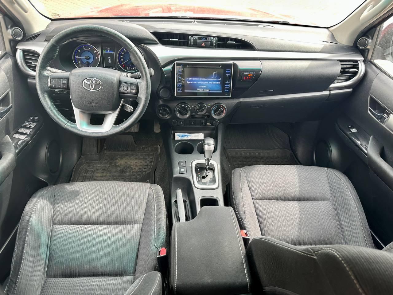 Toyota Hilux 8 поколение 2016 — Все фото