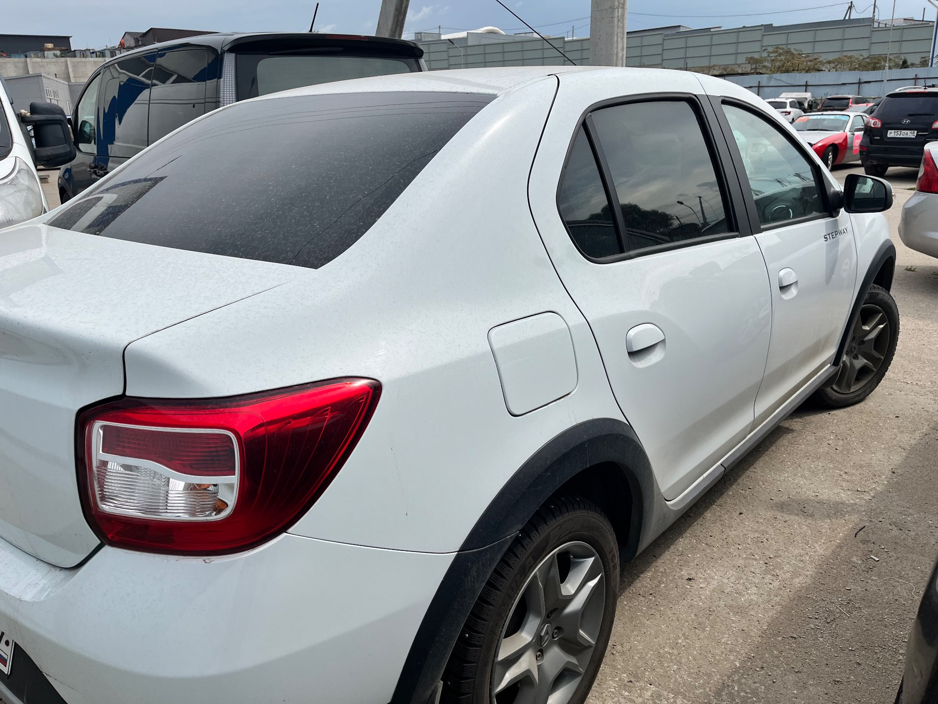 Renault Logan, 2022 — Снаружи