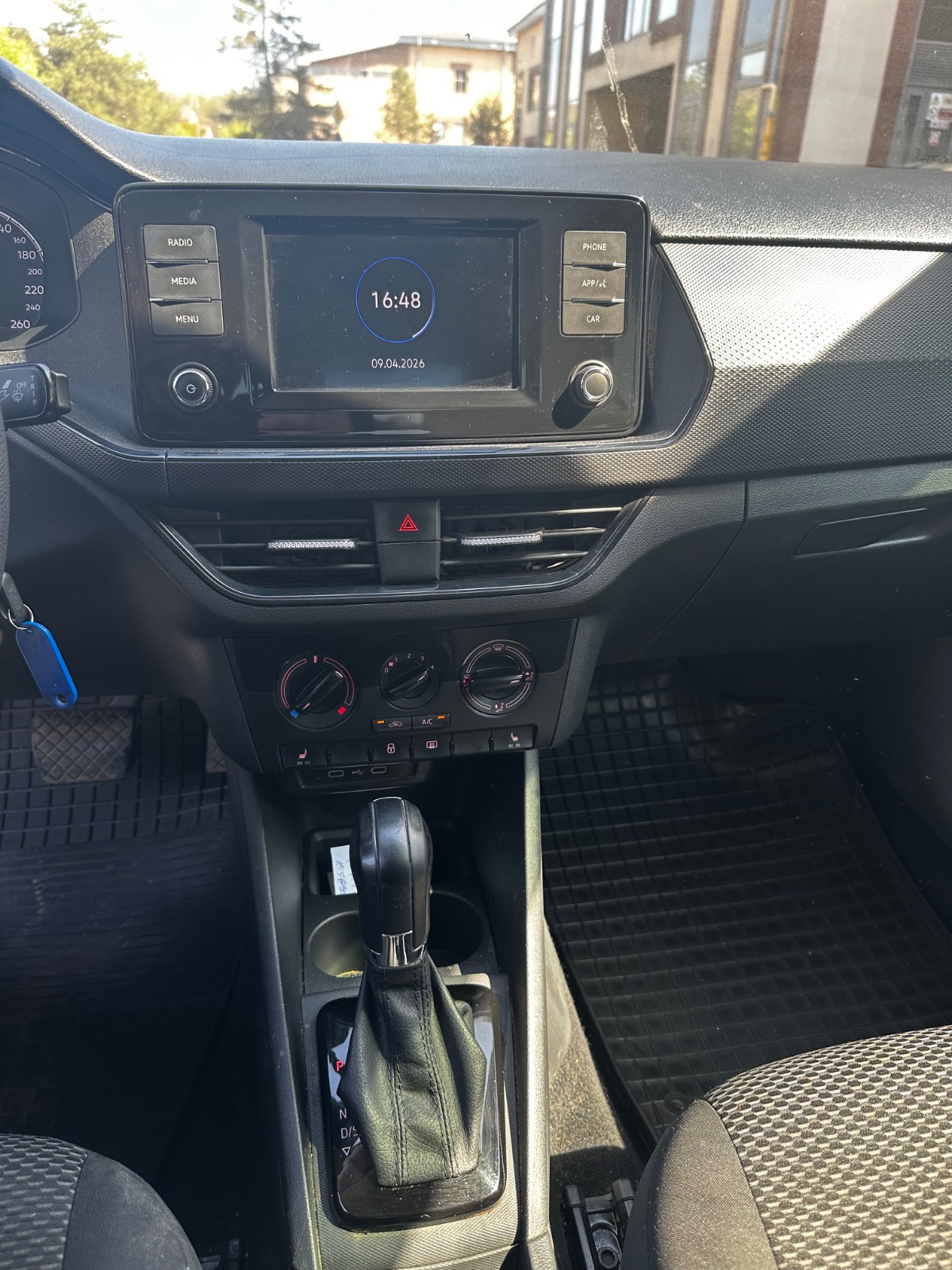 VOLKSWAGEN POLO 1, 2020 — Все фото