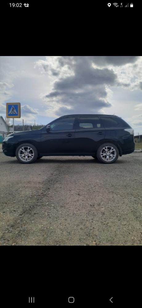 Mitsubishi Outlander 3 поколение 2013 — Все фото