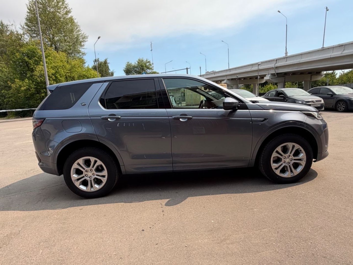Land Rover Discovery Sport, 2020 — Снаружи