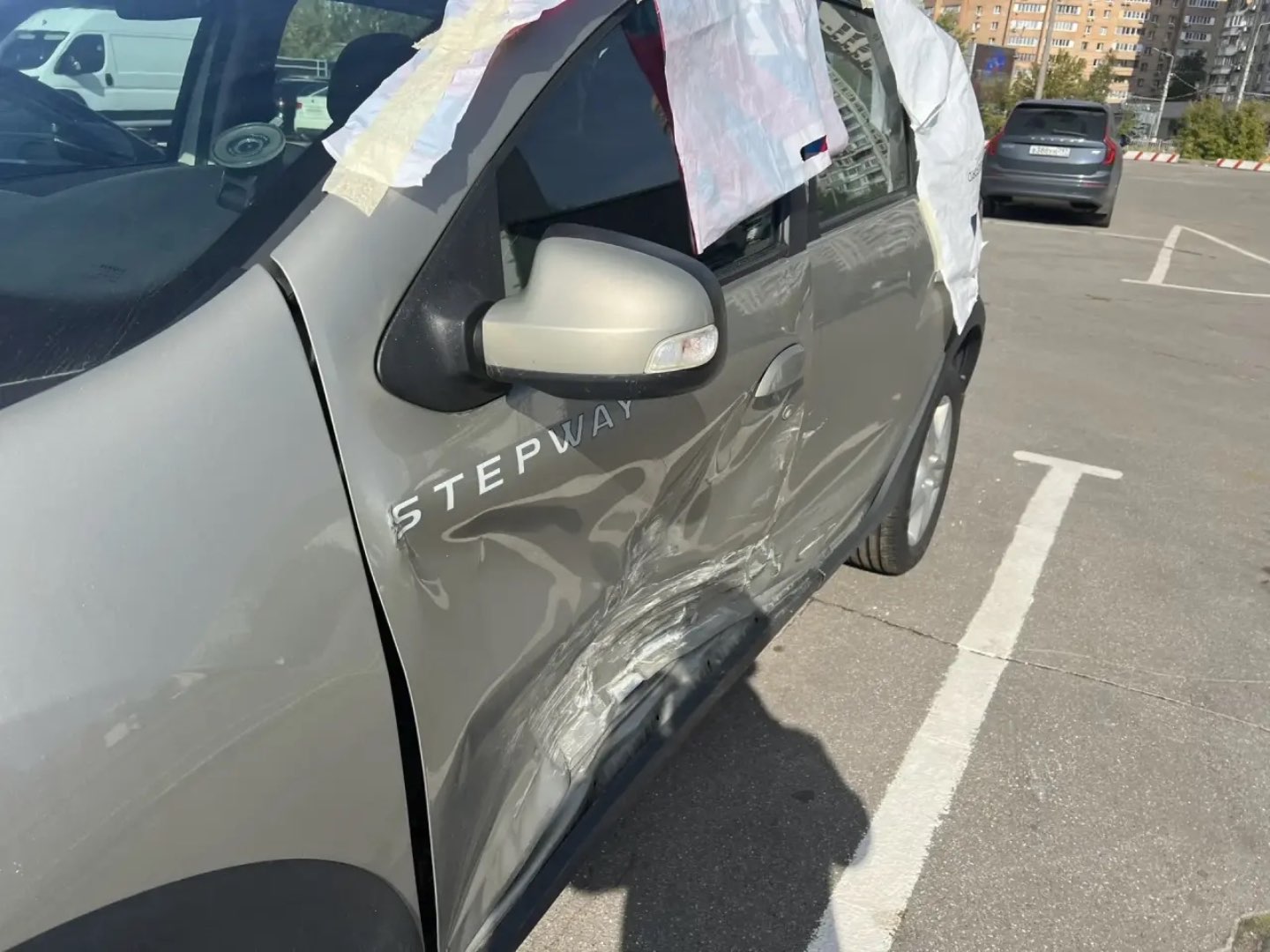 Renault Sandero, 2017 — Снаружи