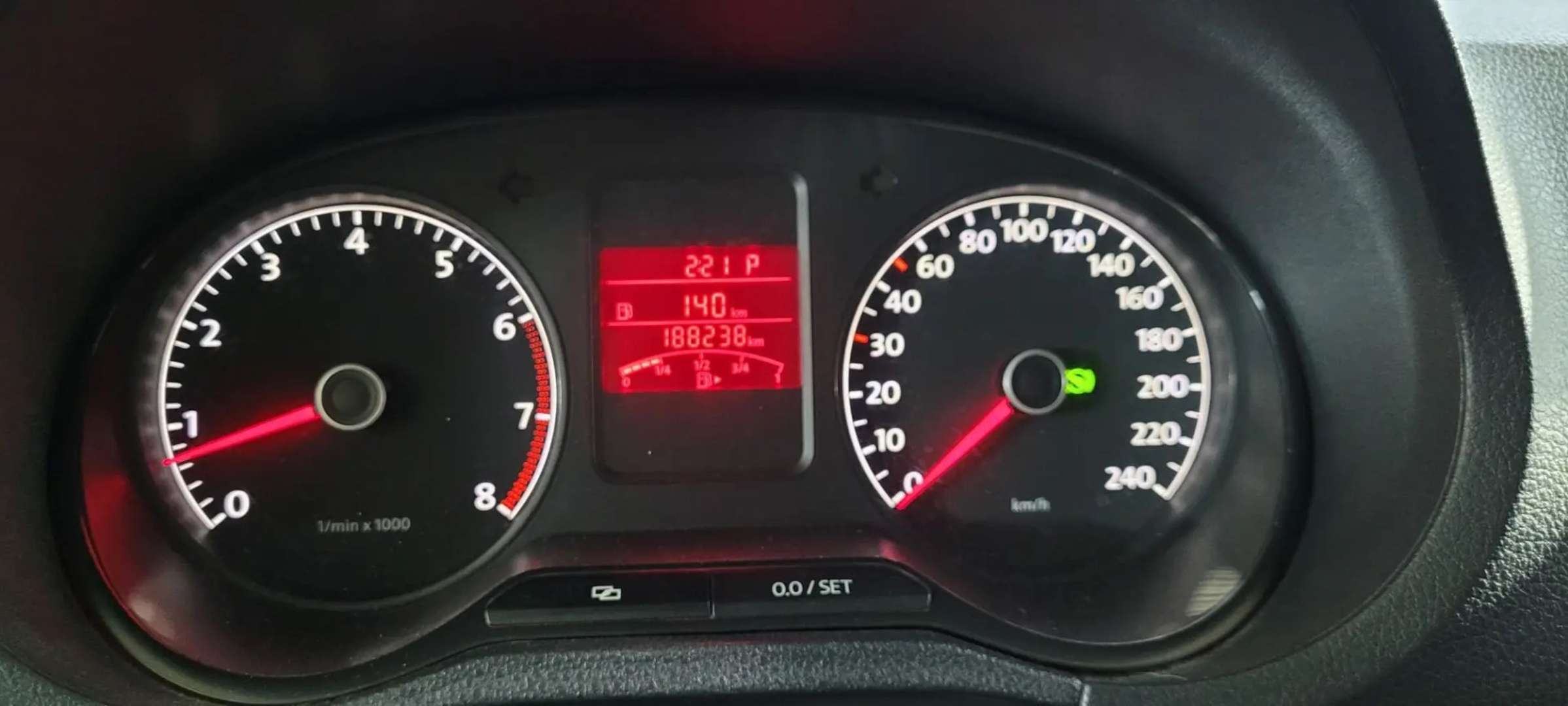 Volkswagen Polo, 2013 — Салон