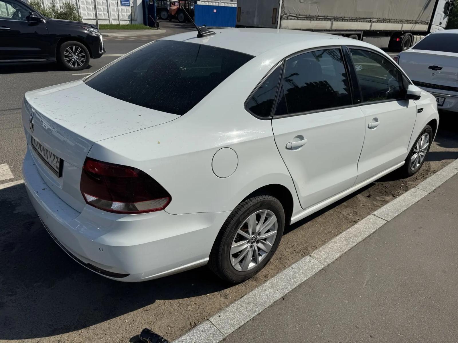 Volkswagen Polo, 2018 — Все фото