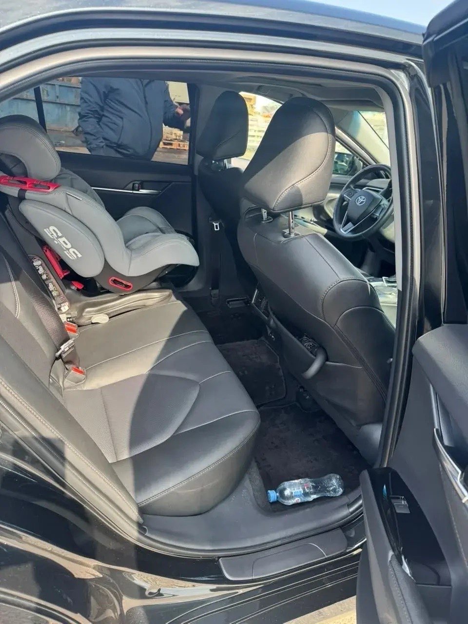 Toyota Camry, 2023 — Салон