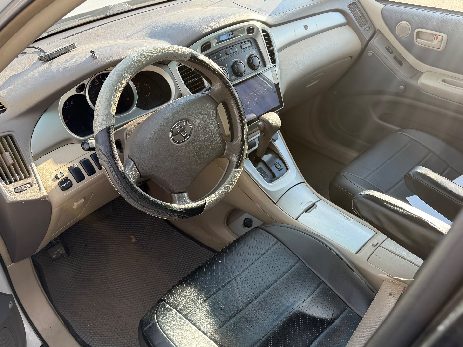 Toyota Highlander, 2005 — Салон