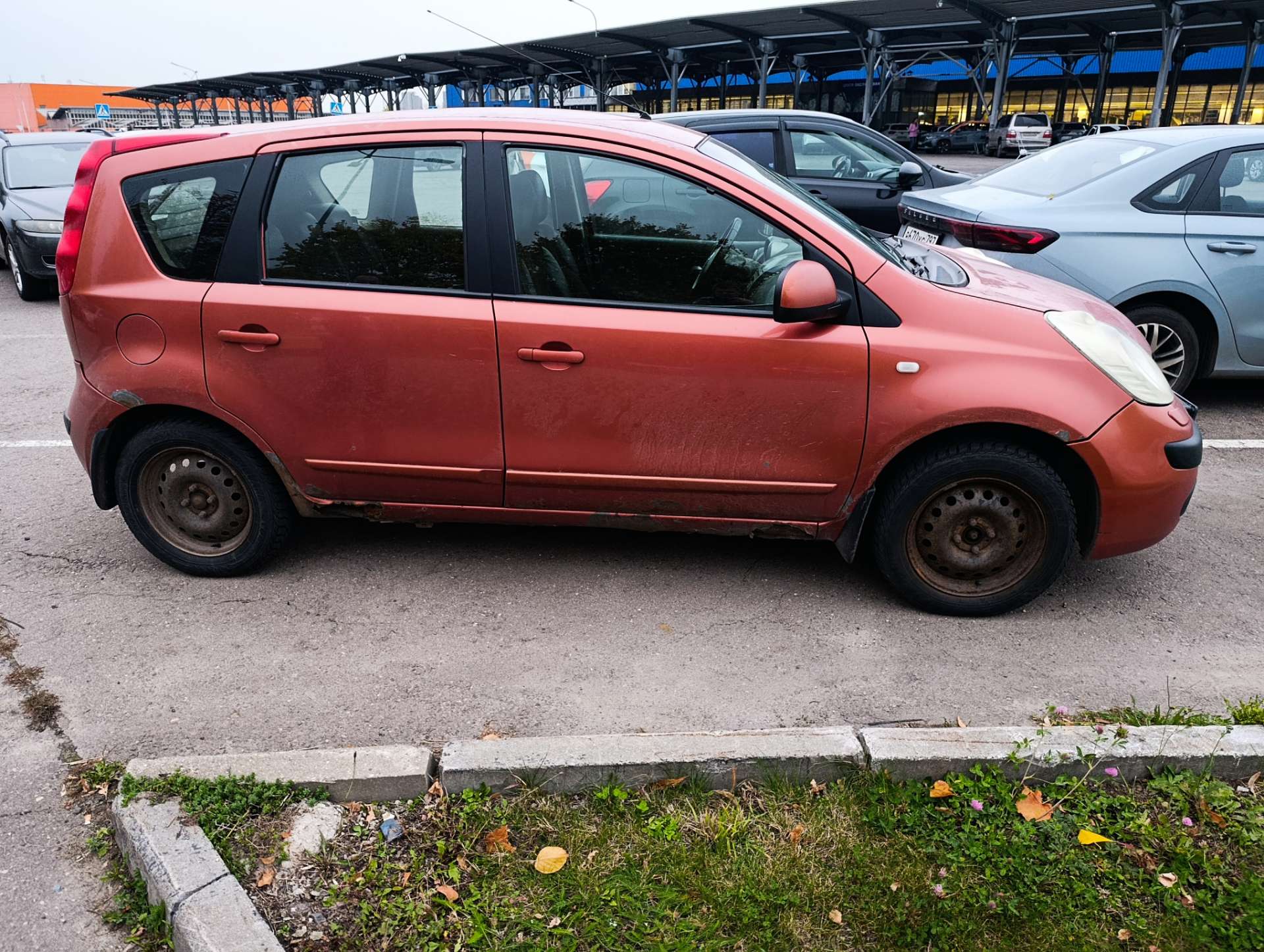 Nissan NОТЕ SРОRТ, 2007 — Снаружи