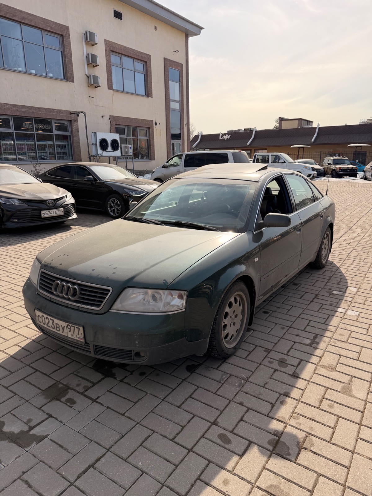 Audi A6, 1997 — обложка