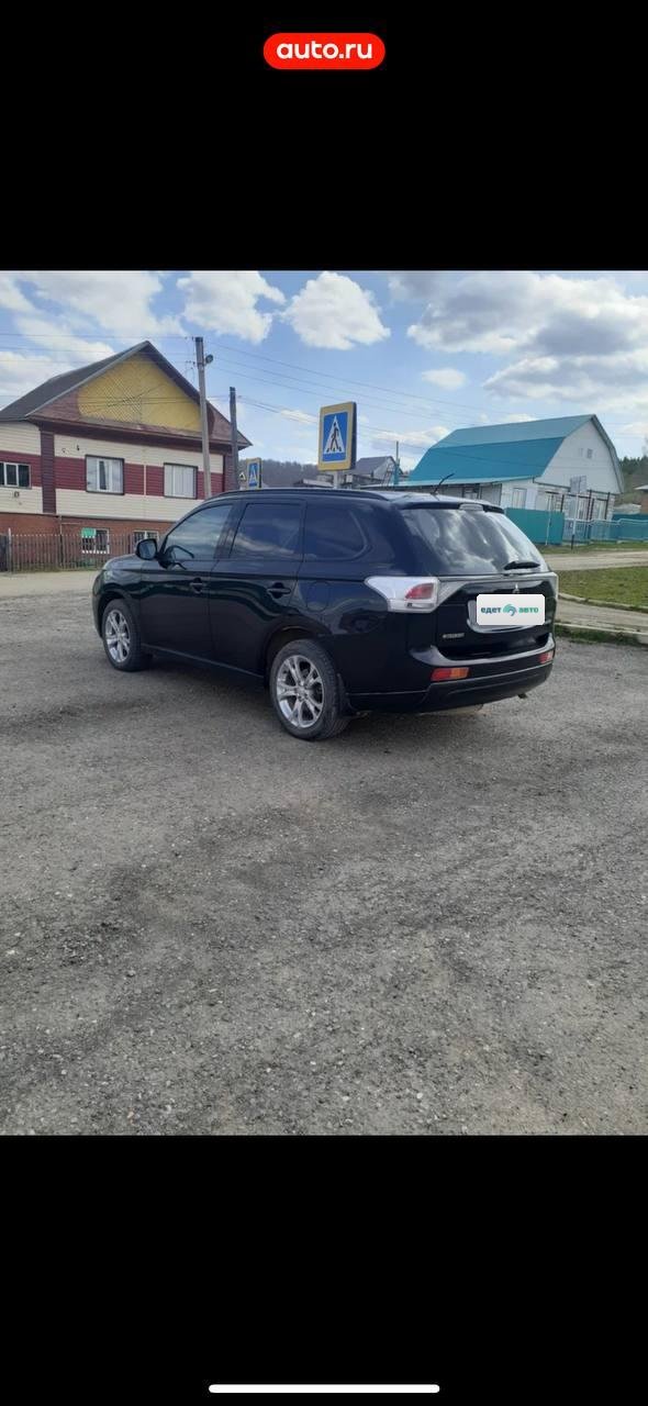 Mitsubishi Outlander 3 поколение 2013 — Все фото