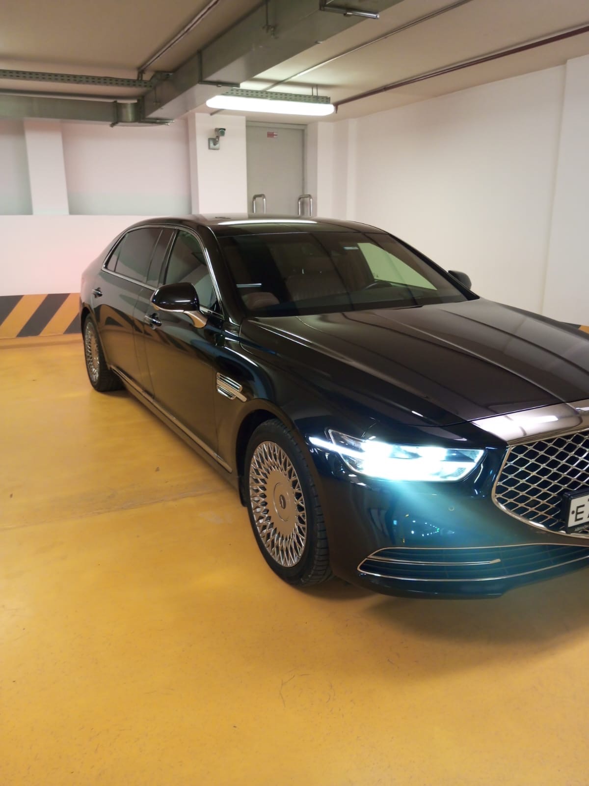 GENESIS G90L , 2021 — обложка