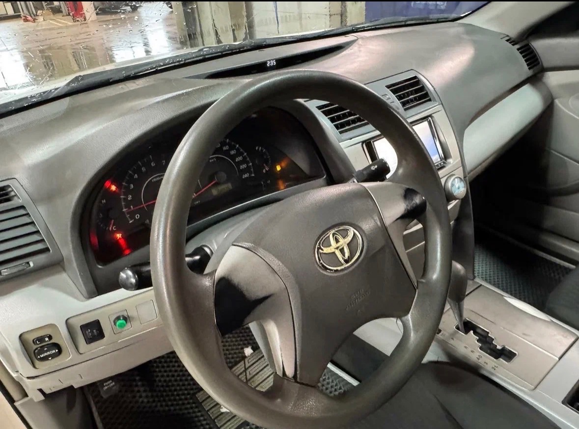 Toyota	Camry, 2011 — Все фото