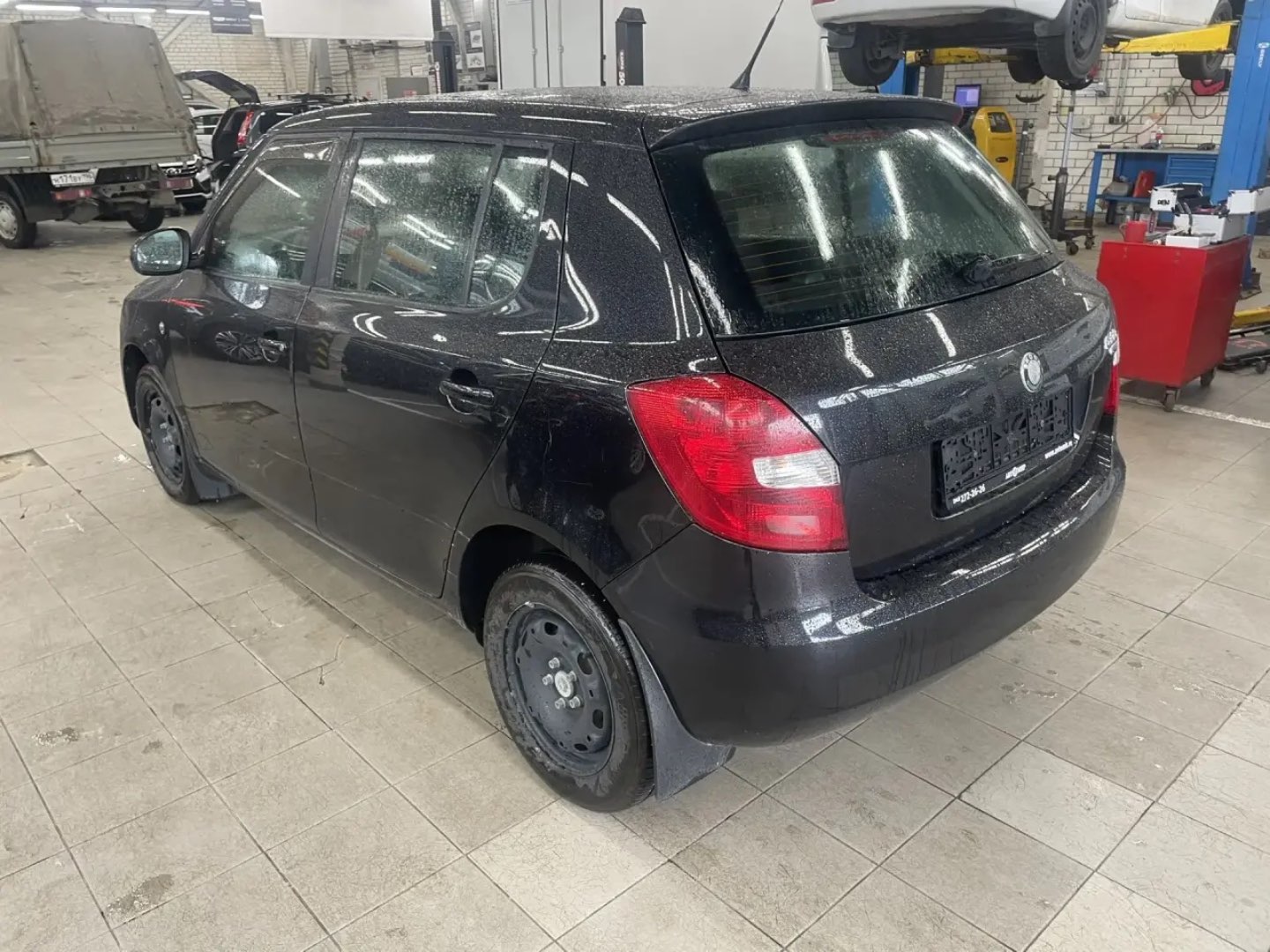 Skoda ФАБИА, 2010 — Снаружи