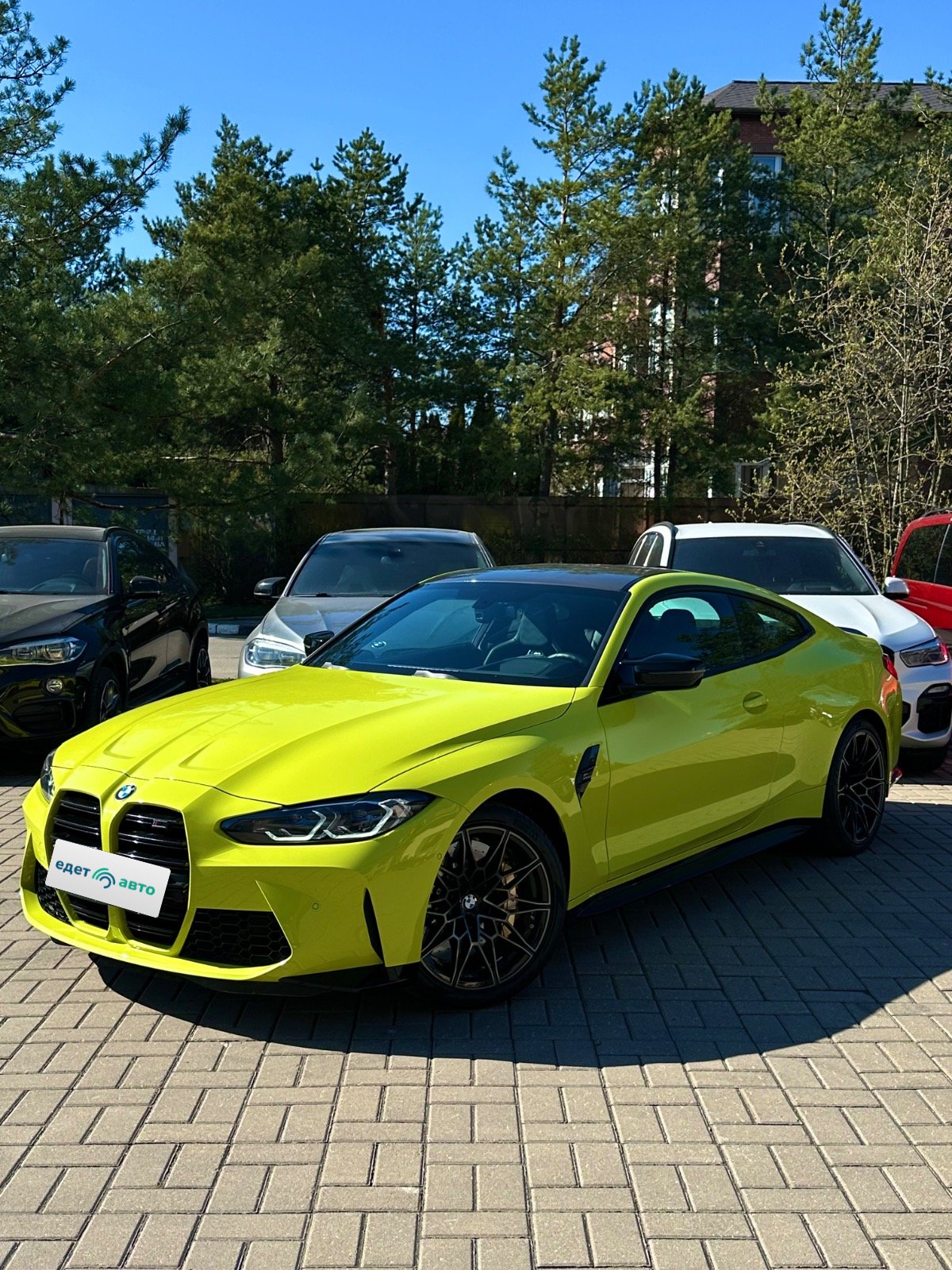 BMW M4 G82 2022 — обложка