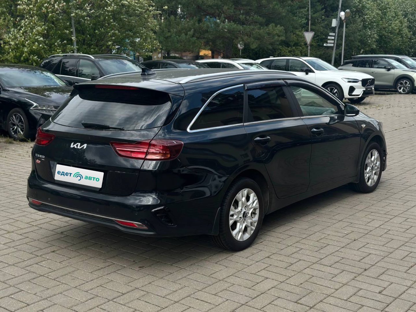 Kia Ceed, 2022 — Снаружи