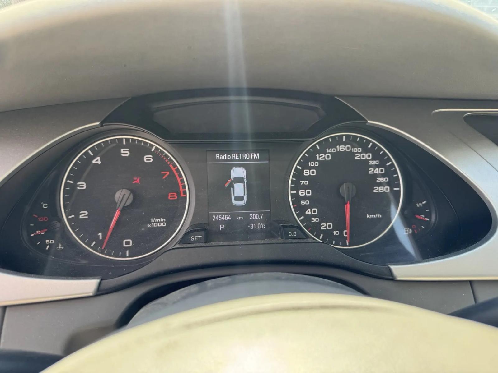 Audi A4, 2010 — Все фото
