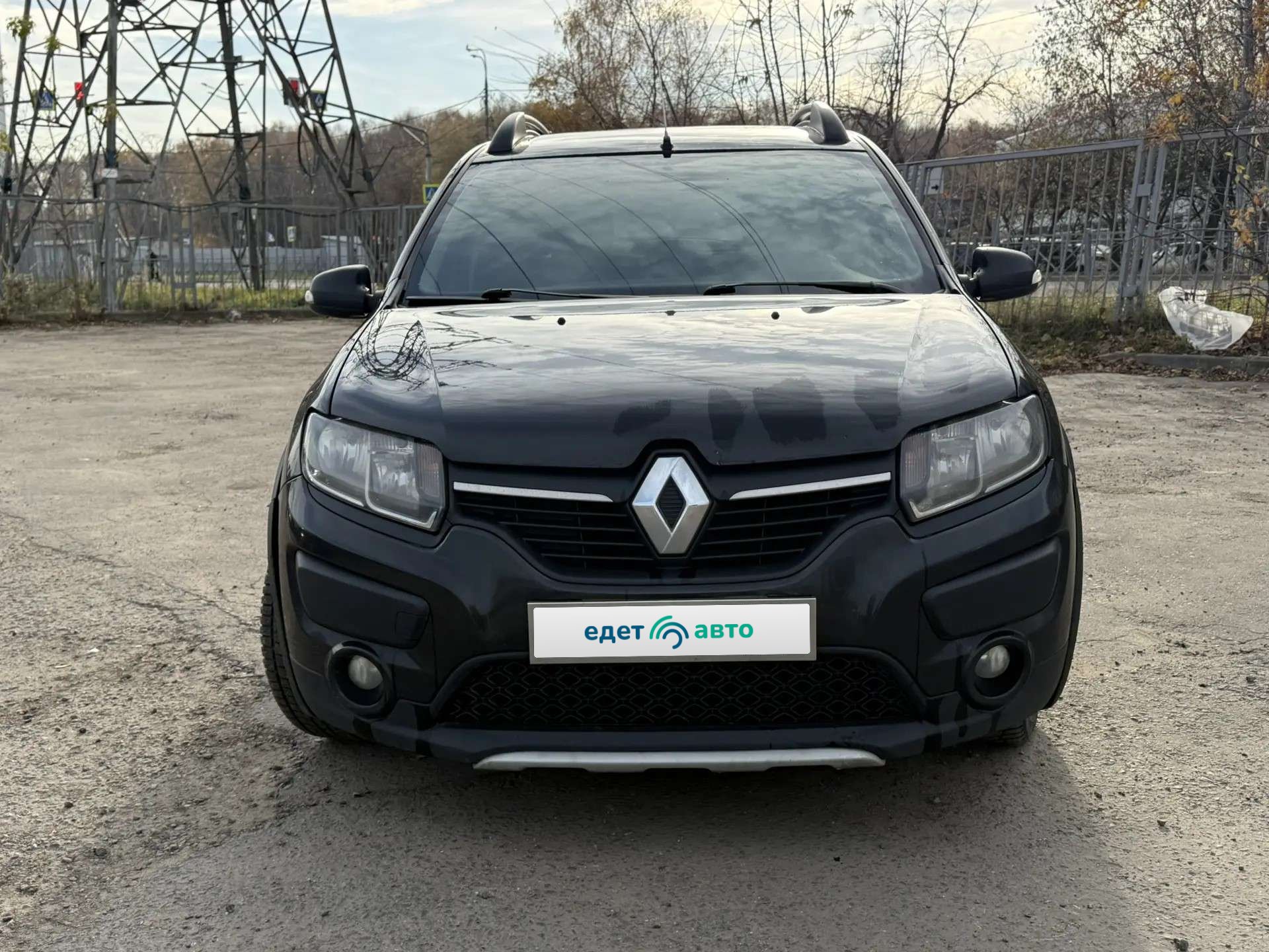 Renault SАNDЕRО, 2014 — Снаружи