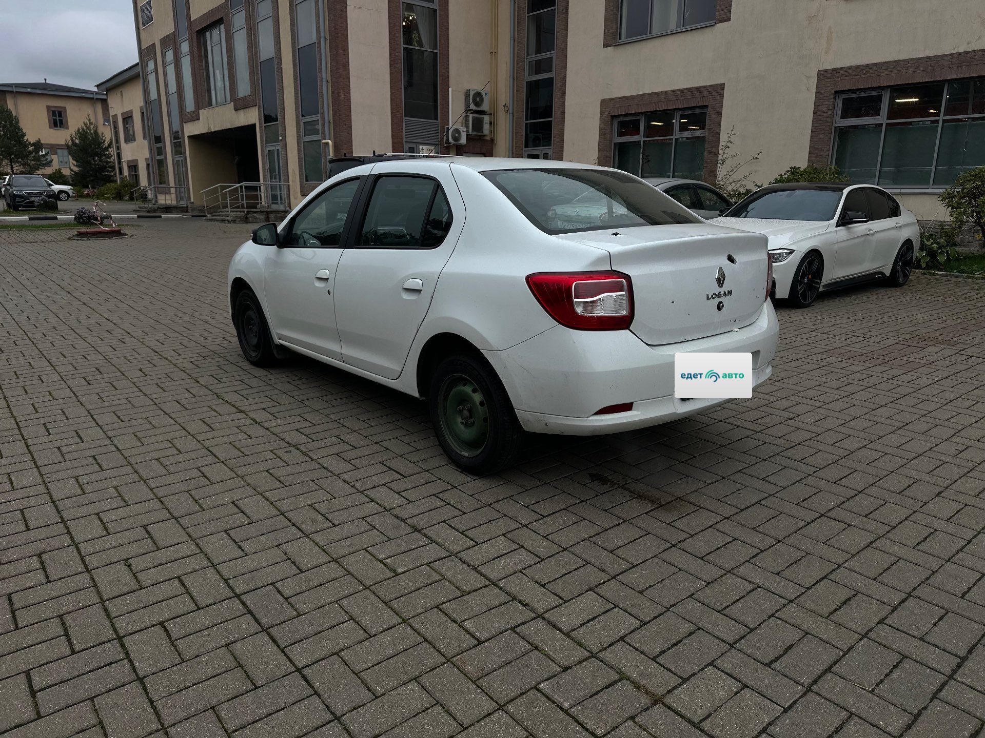 Renault Logan, 2022 — Снаружи