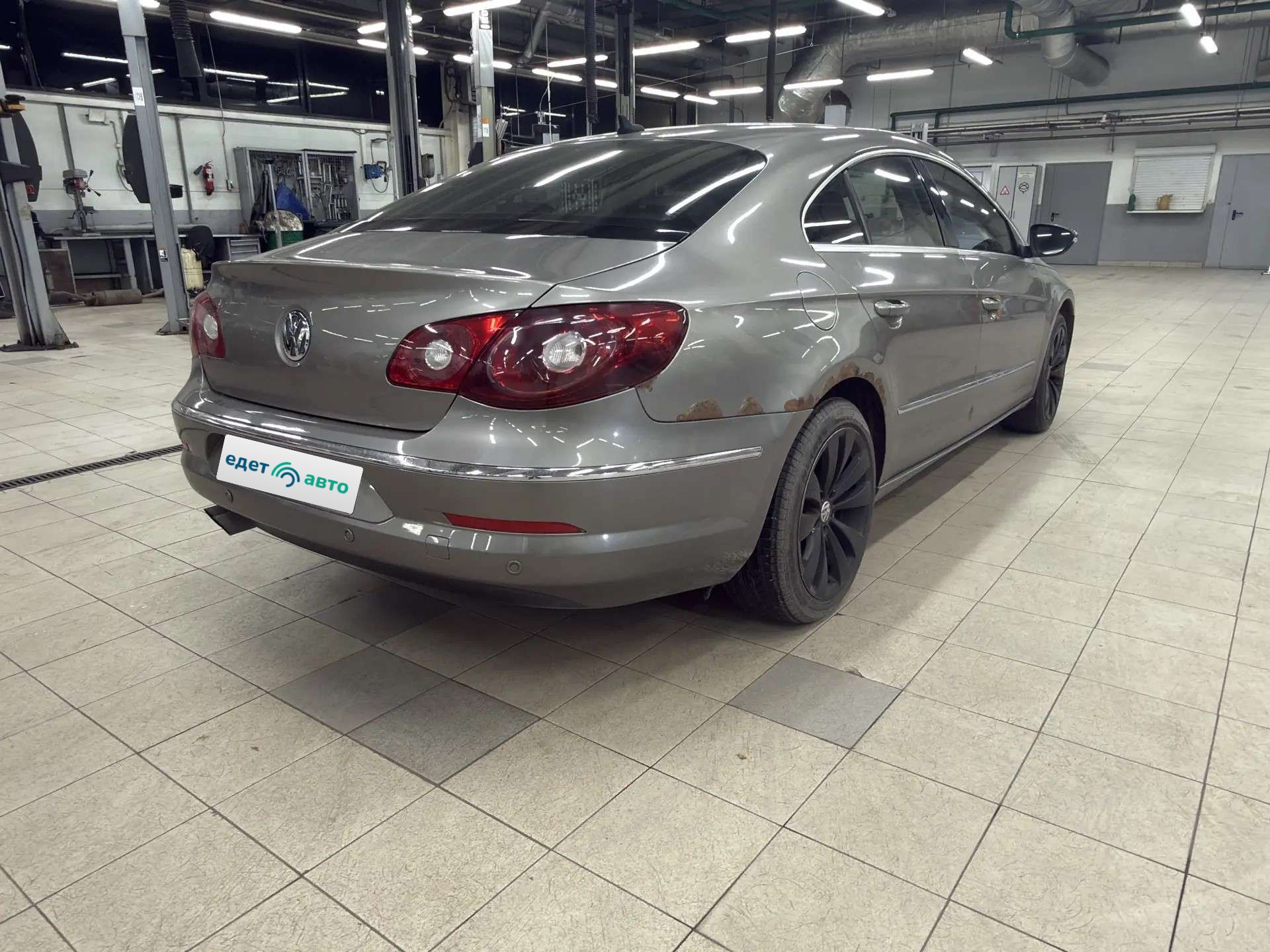 Volkswagen Passat CC, 2011 — Снаружи