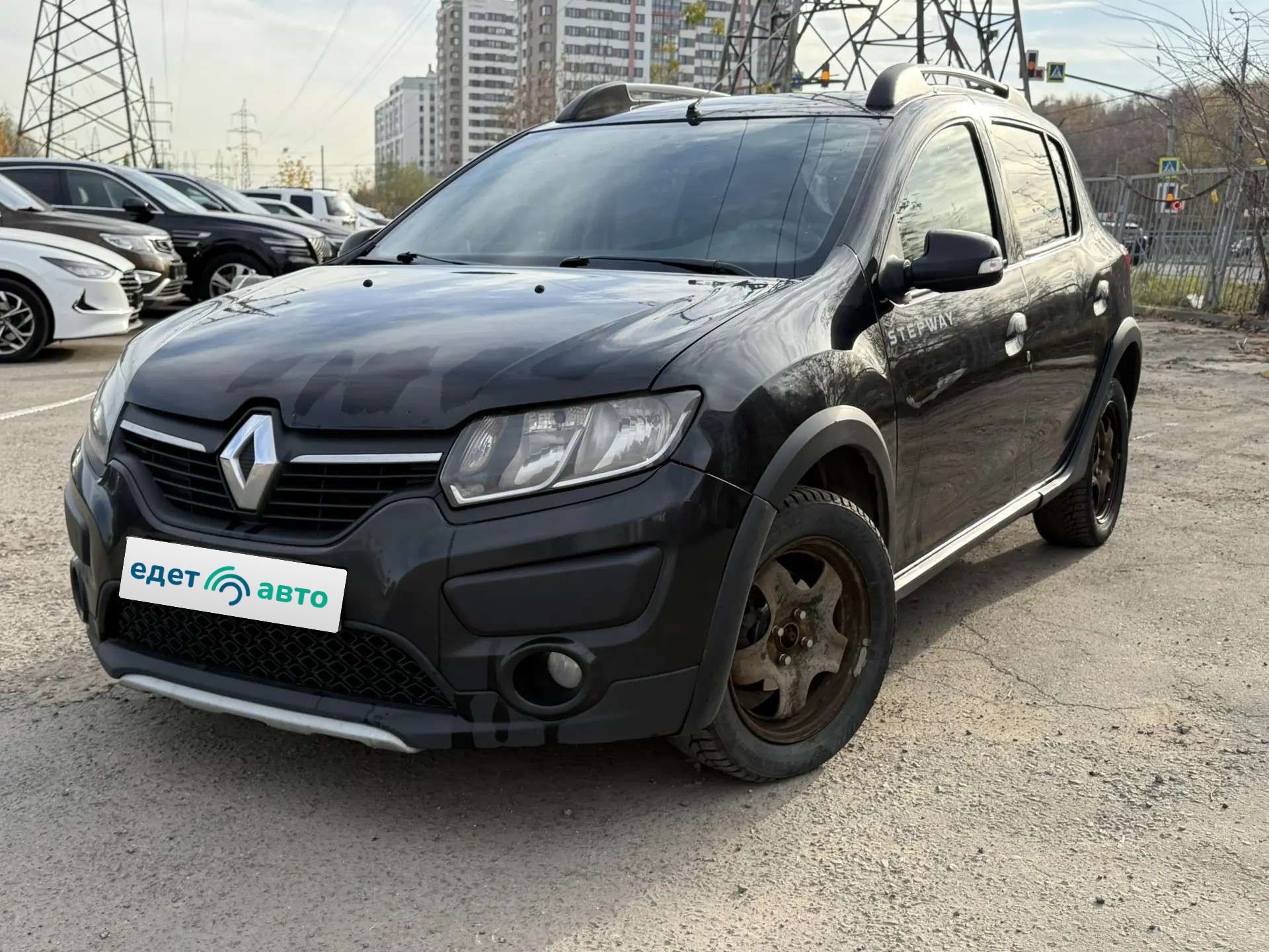 Renault SАNDЕRО, 2014 — Снаружи