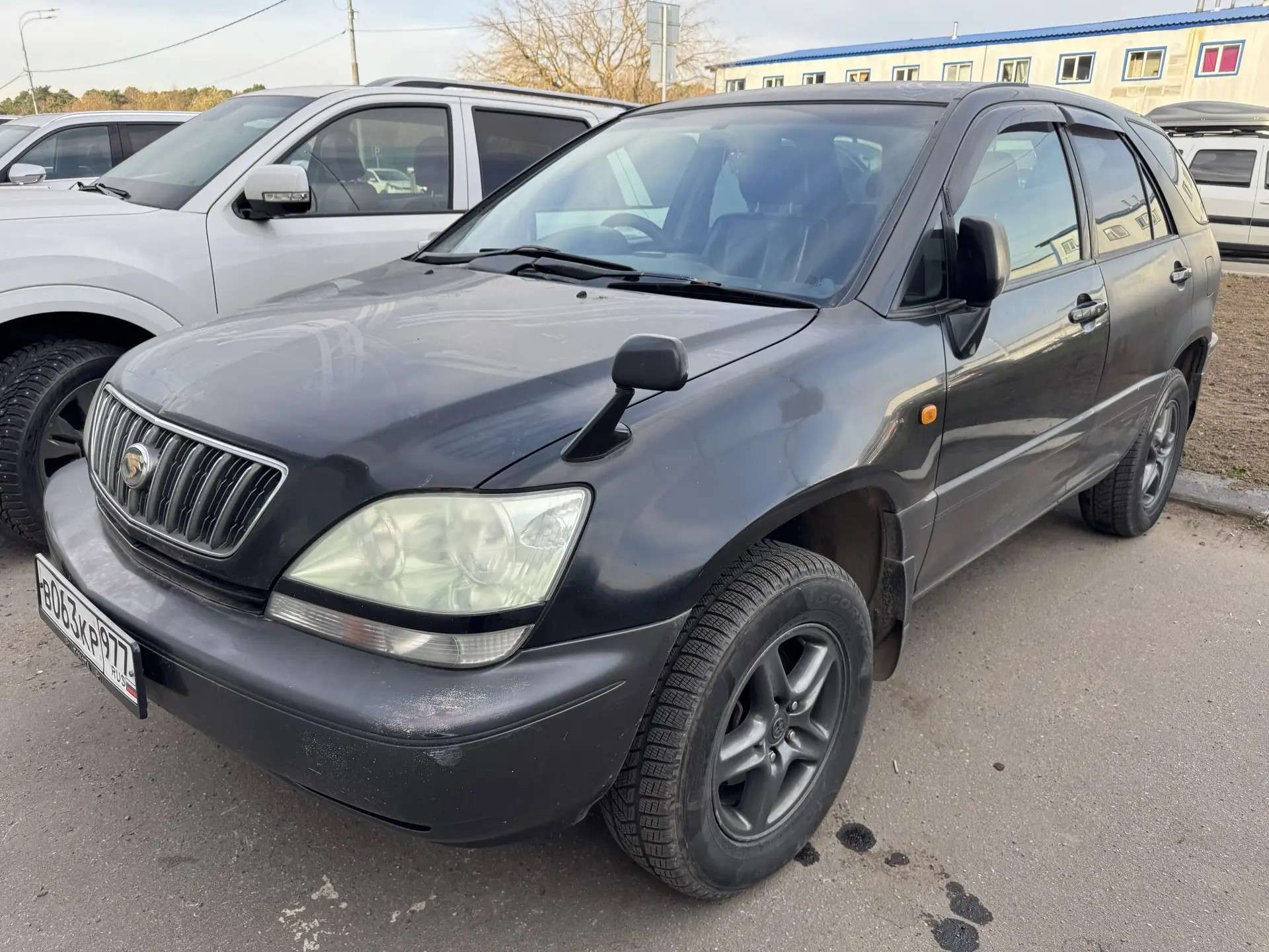 Toyota Harrier, 2001 — обложка