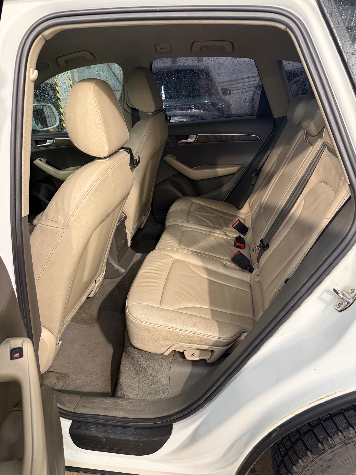 Audi Q5, 2010 — Салон