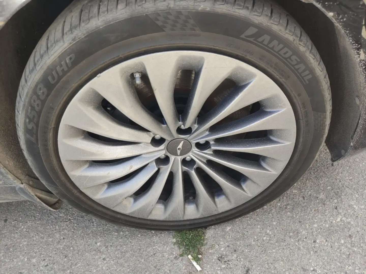Genesis G90, 2018 — Все фото