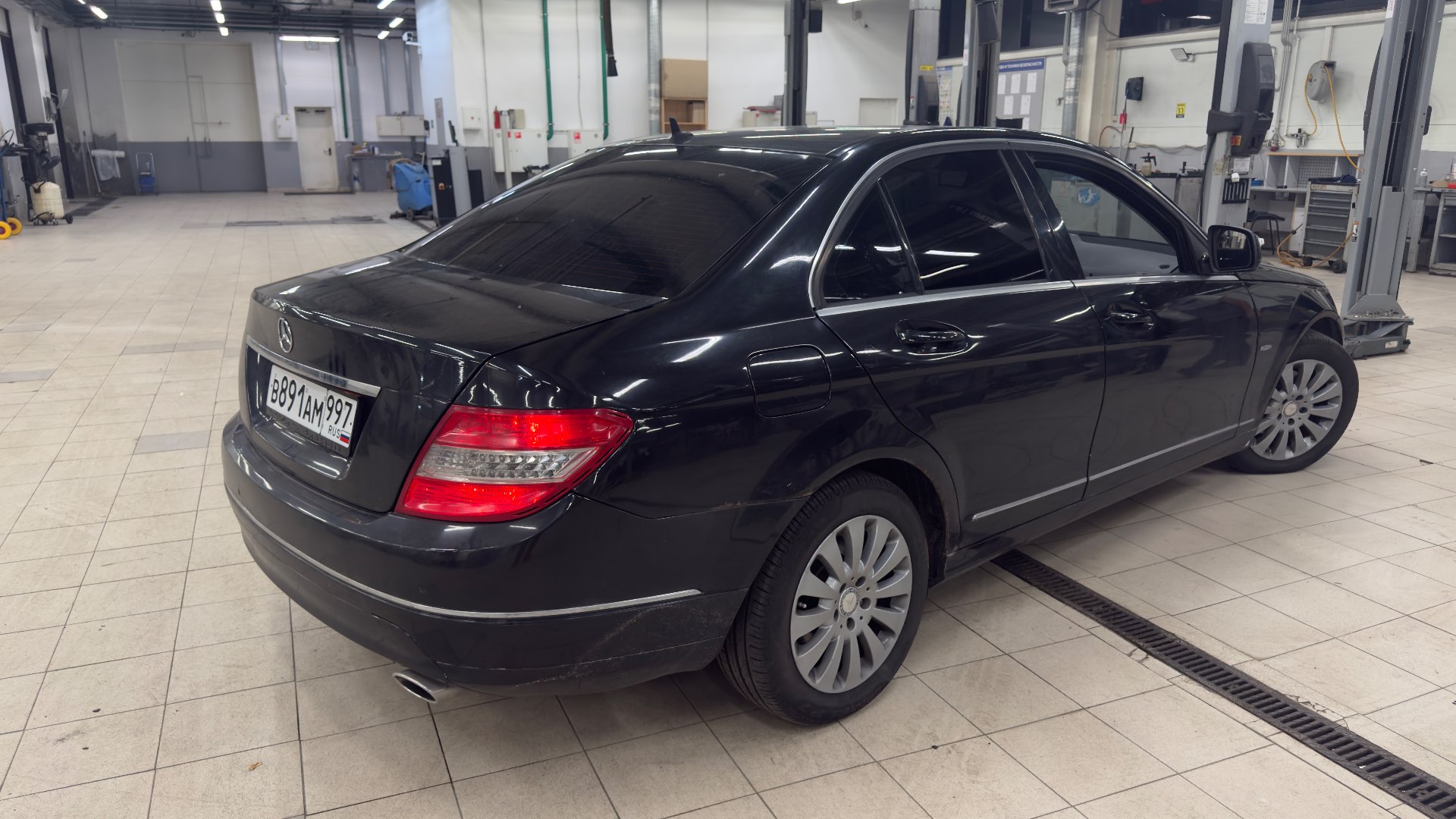 Mercedes-Benz С280 4 МАТIС, 2008 — Снаружи
