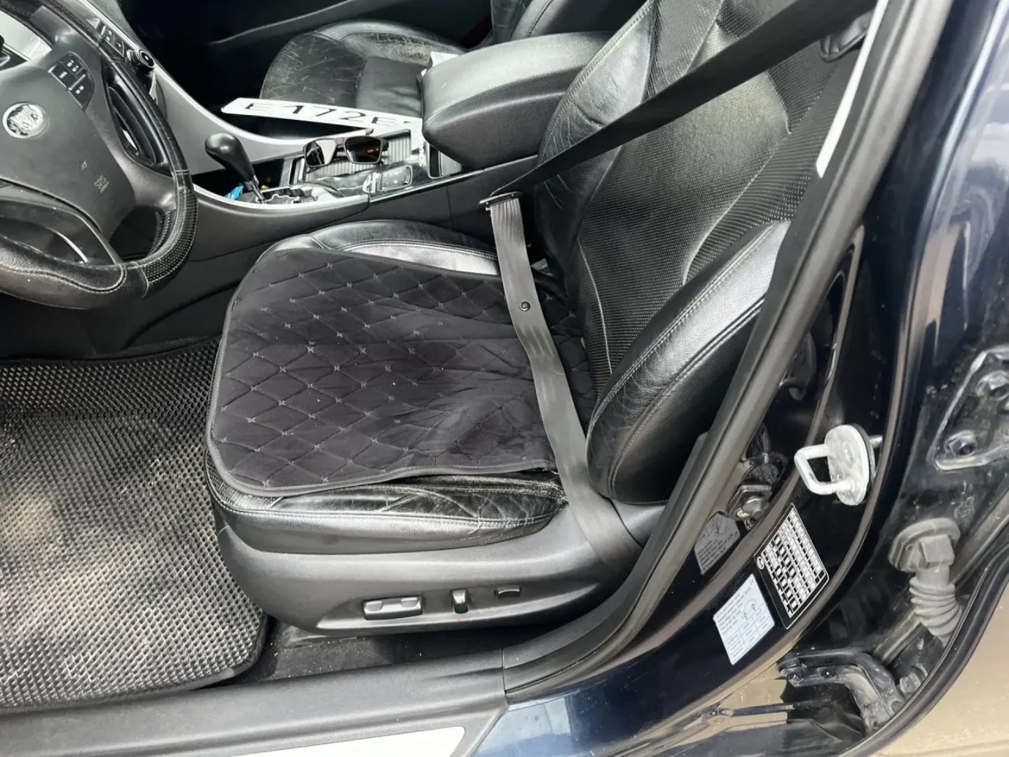 Hyundai Sonata, 2010 — Салон