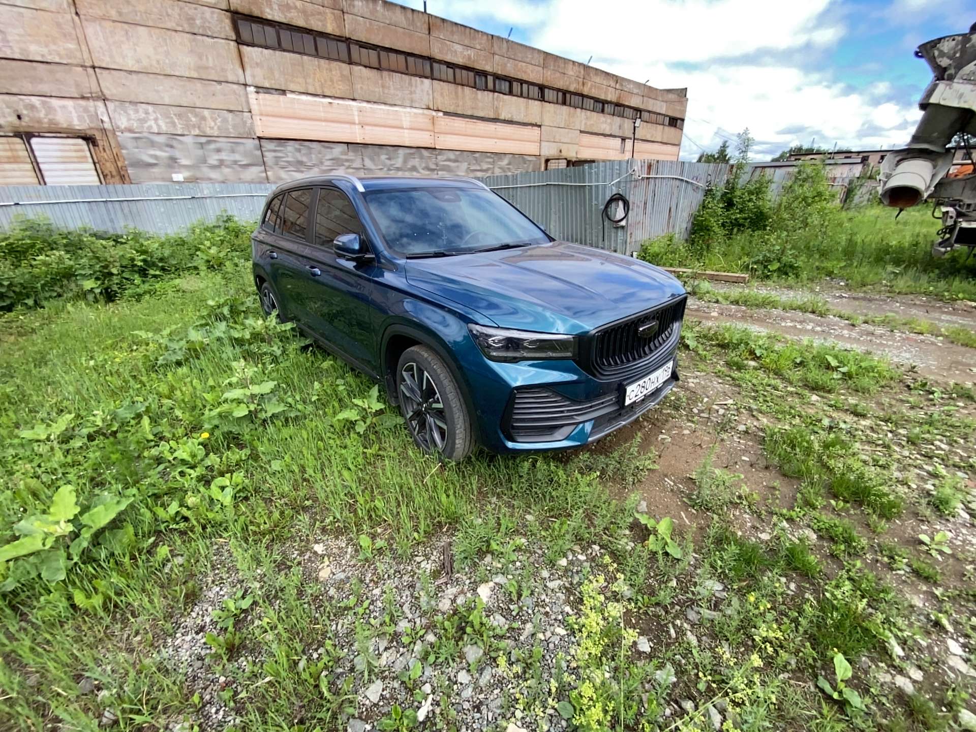 Geely Monjaro, 2023 — обложка