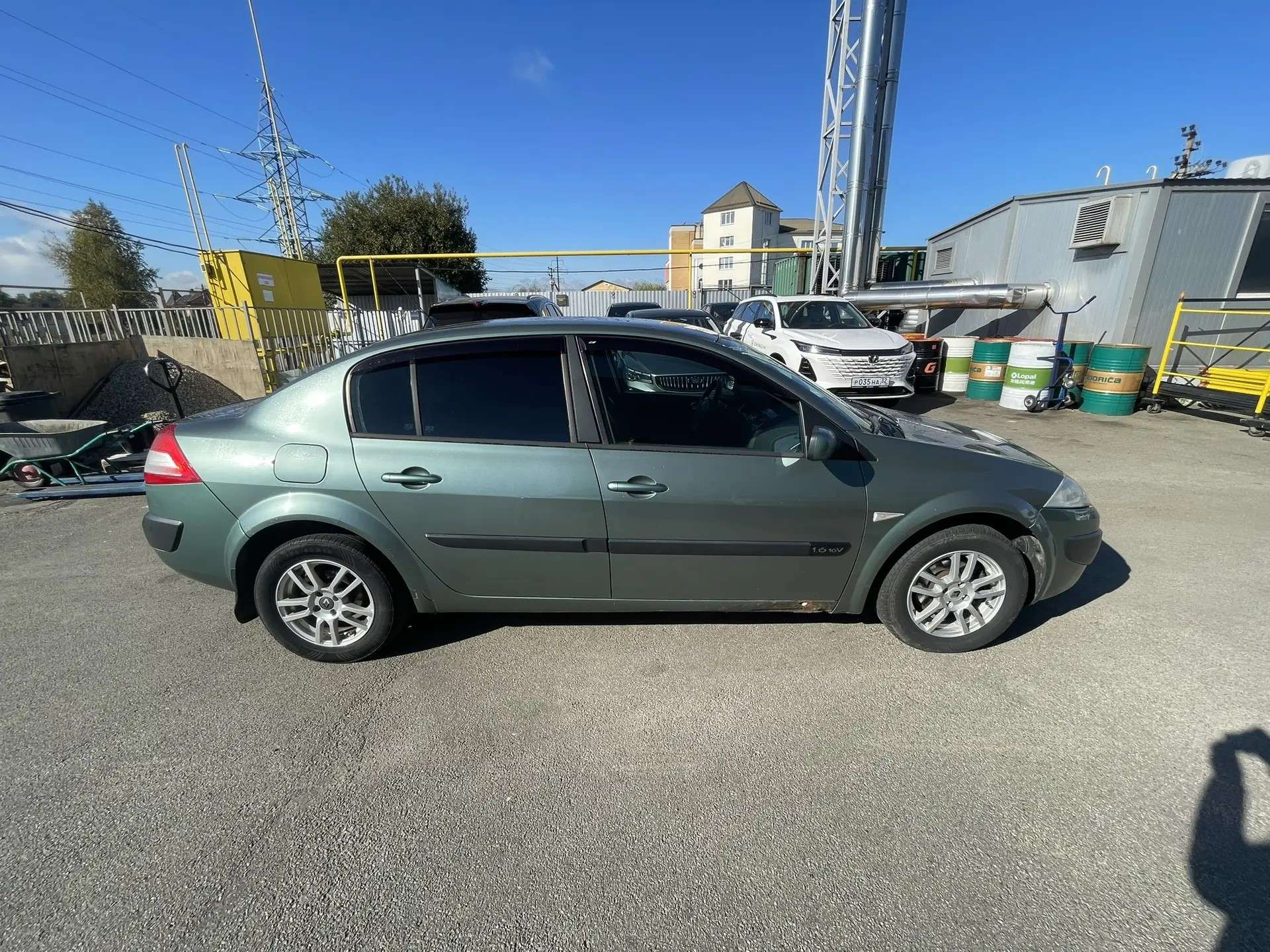 Renault Megane, 2006 — Снаружи