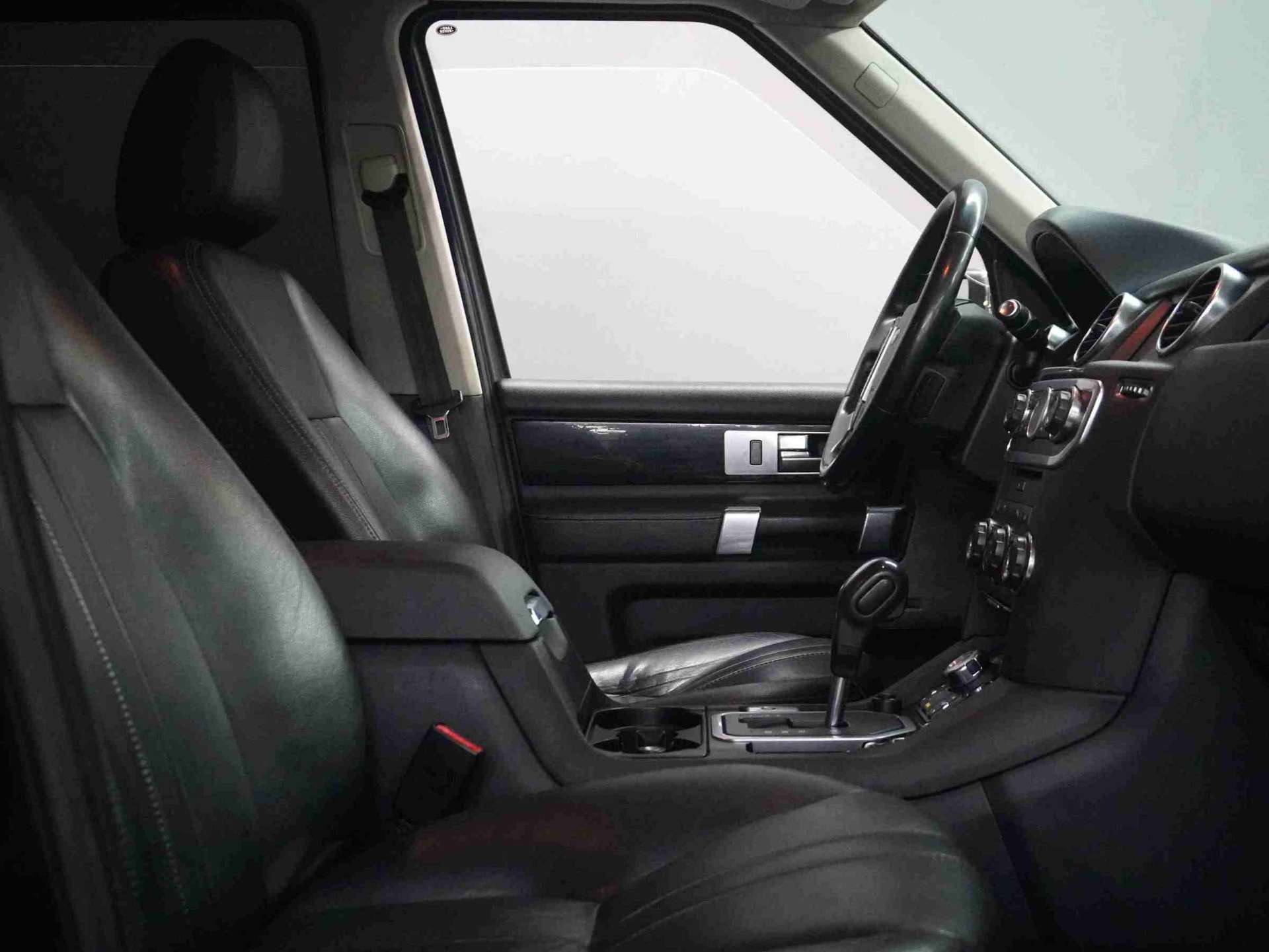 Land Rover Discovery, 2012 — Салон