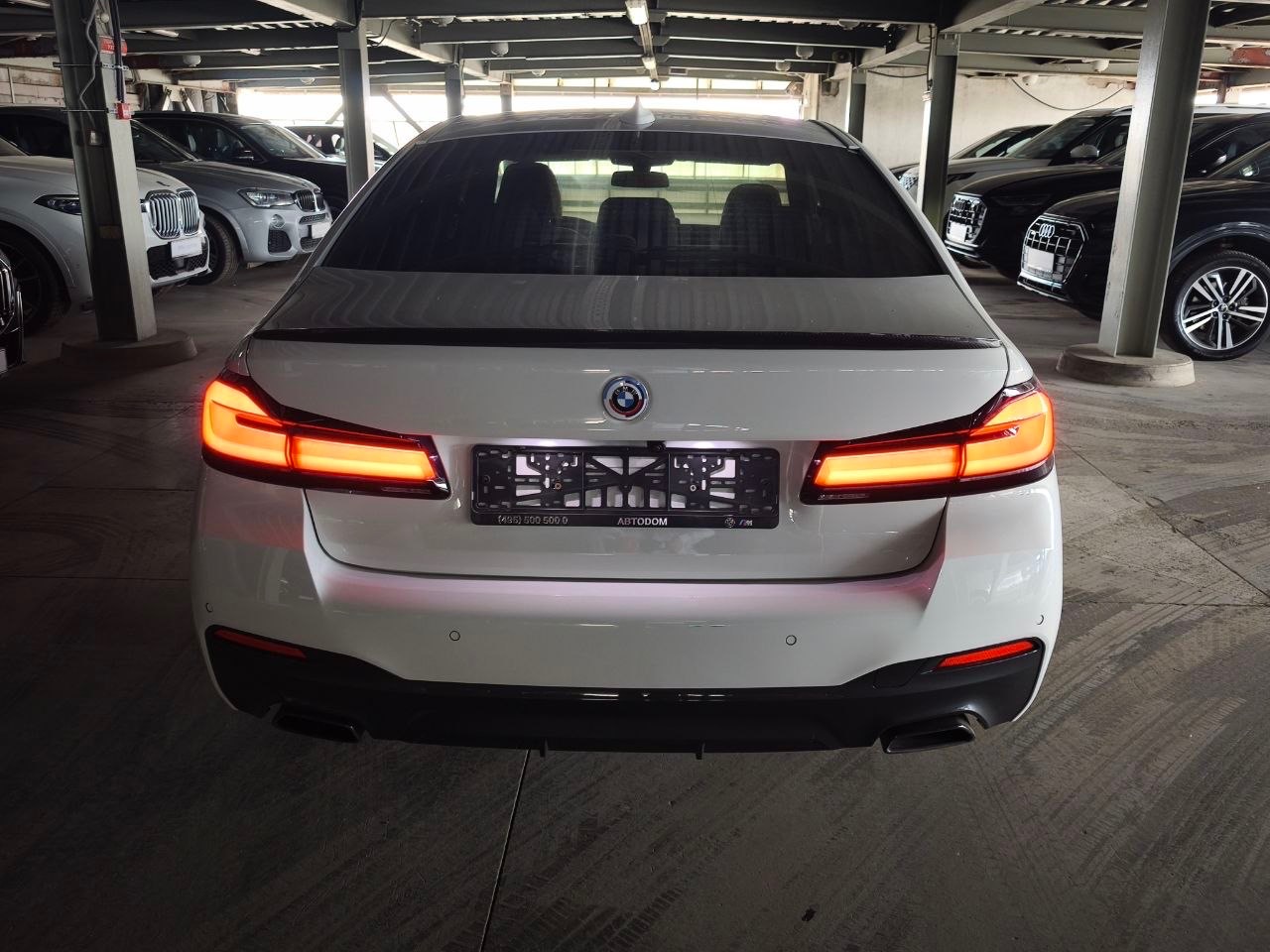 BMW 5 серии, 2023 — Все фото