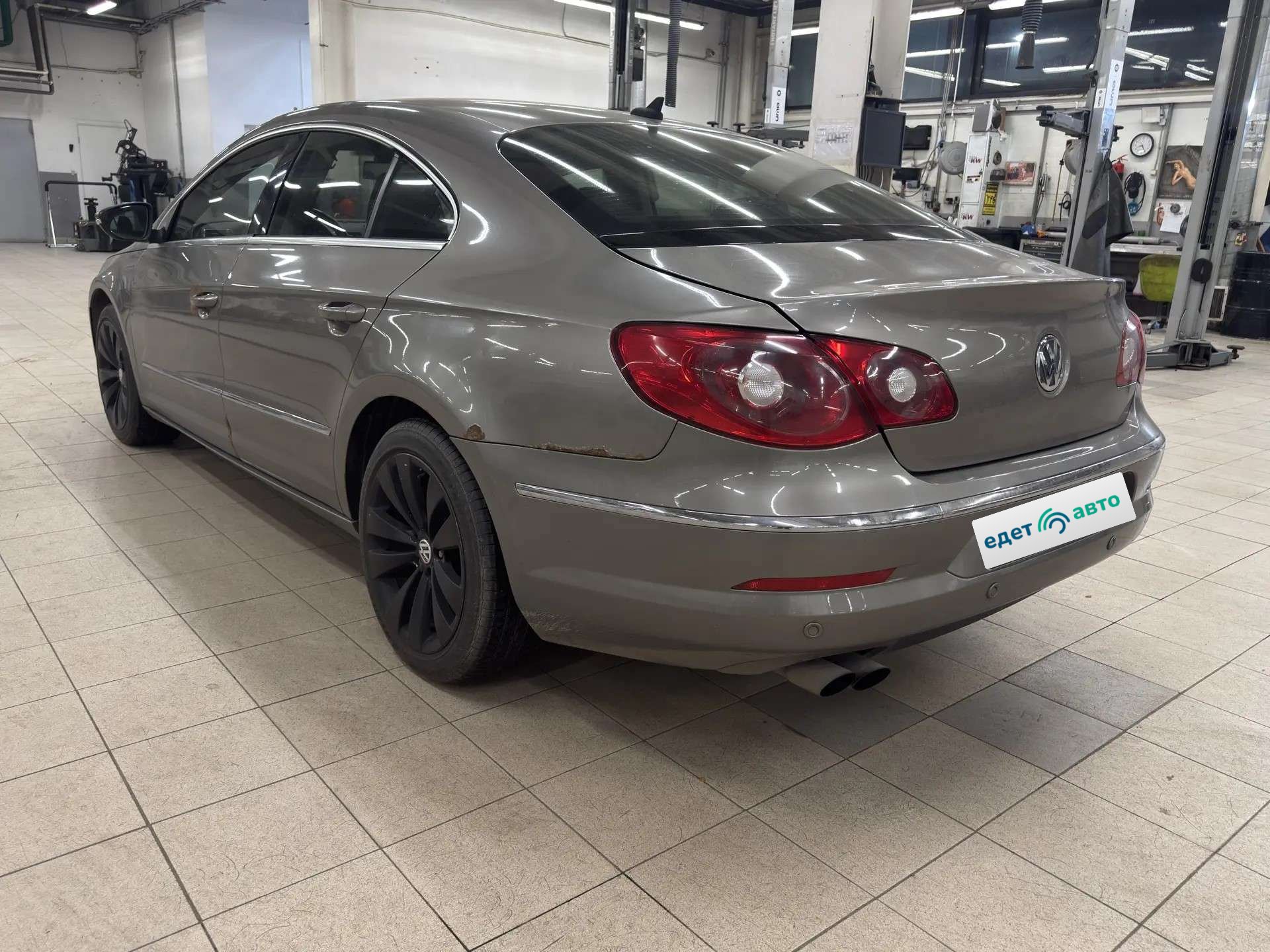 Volkswagen Passat CC, 2011 — Снаружи