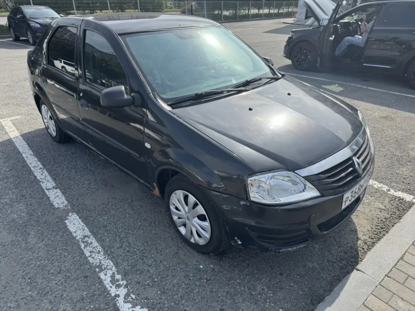 Renault Logan, 2011 — обложка