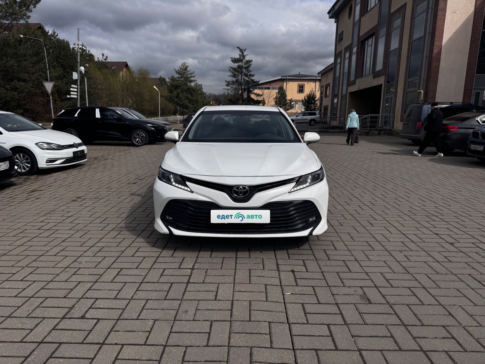 TOYOTA CAMRY , 2020 — обложка