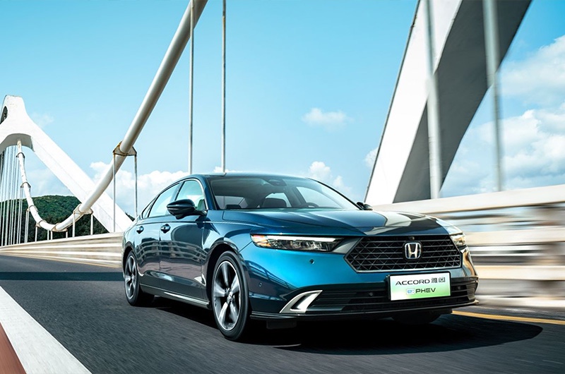 Гибридная версия Honda Accord 11-го поколения