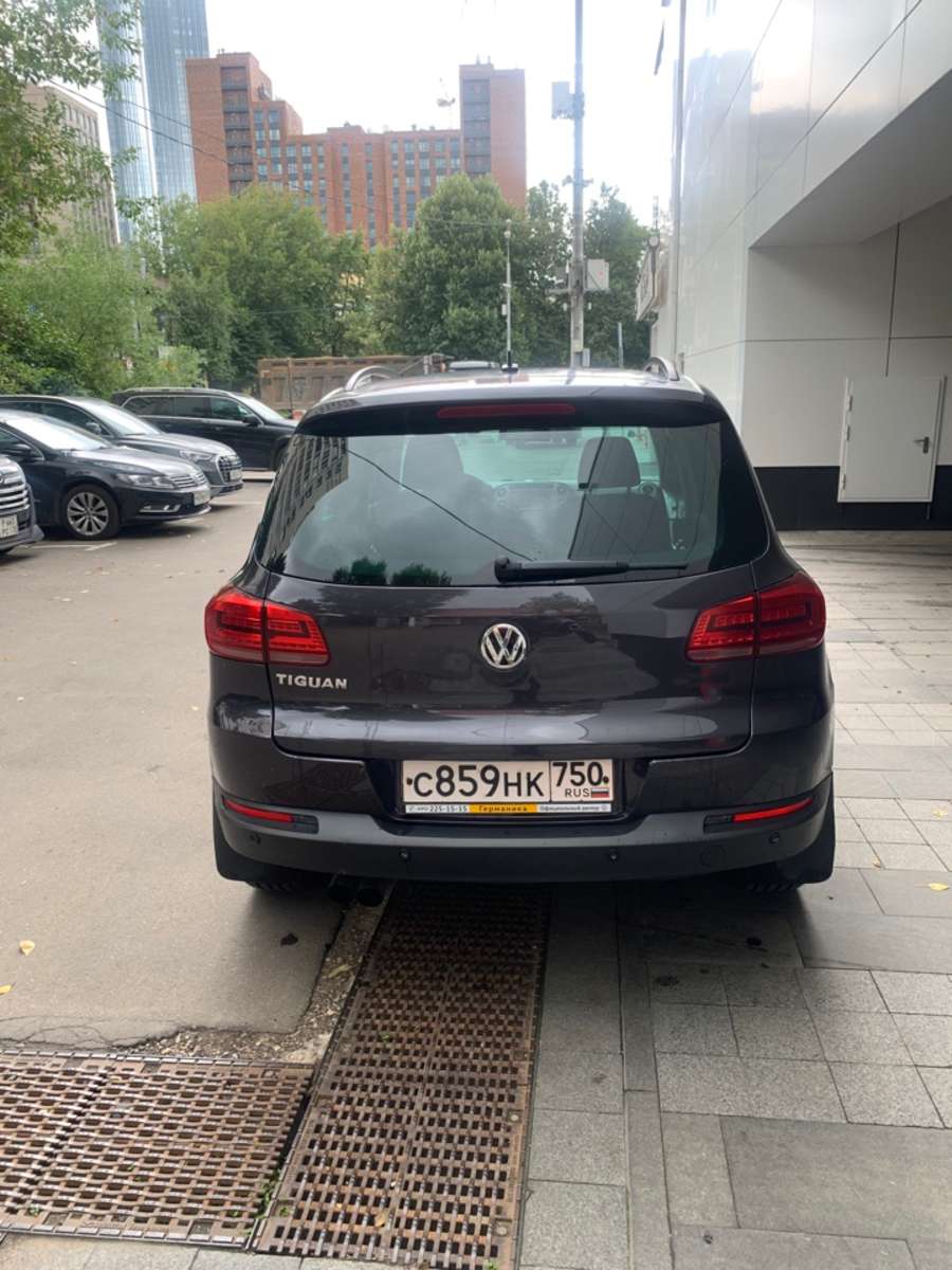 Volkswagen Tiguan, 2016 — Снаружи