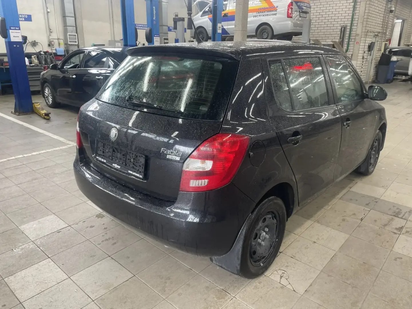 Skoda ФАБИА, 2010 — Снаружи