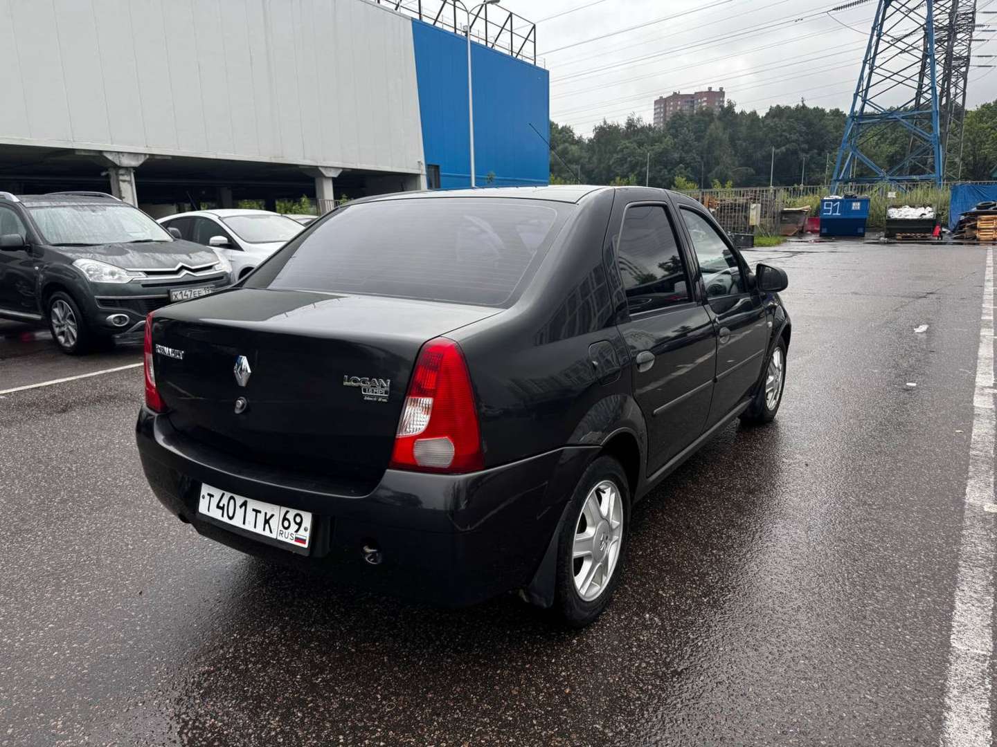 Renault LOGAN, 2009 — Снаружи