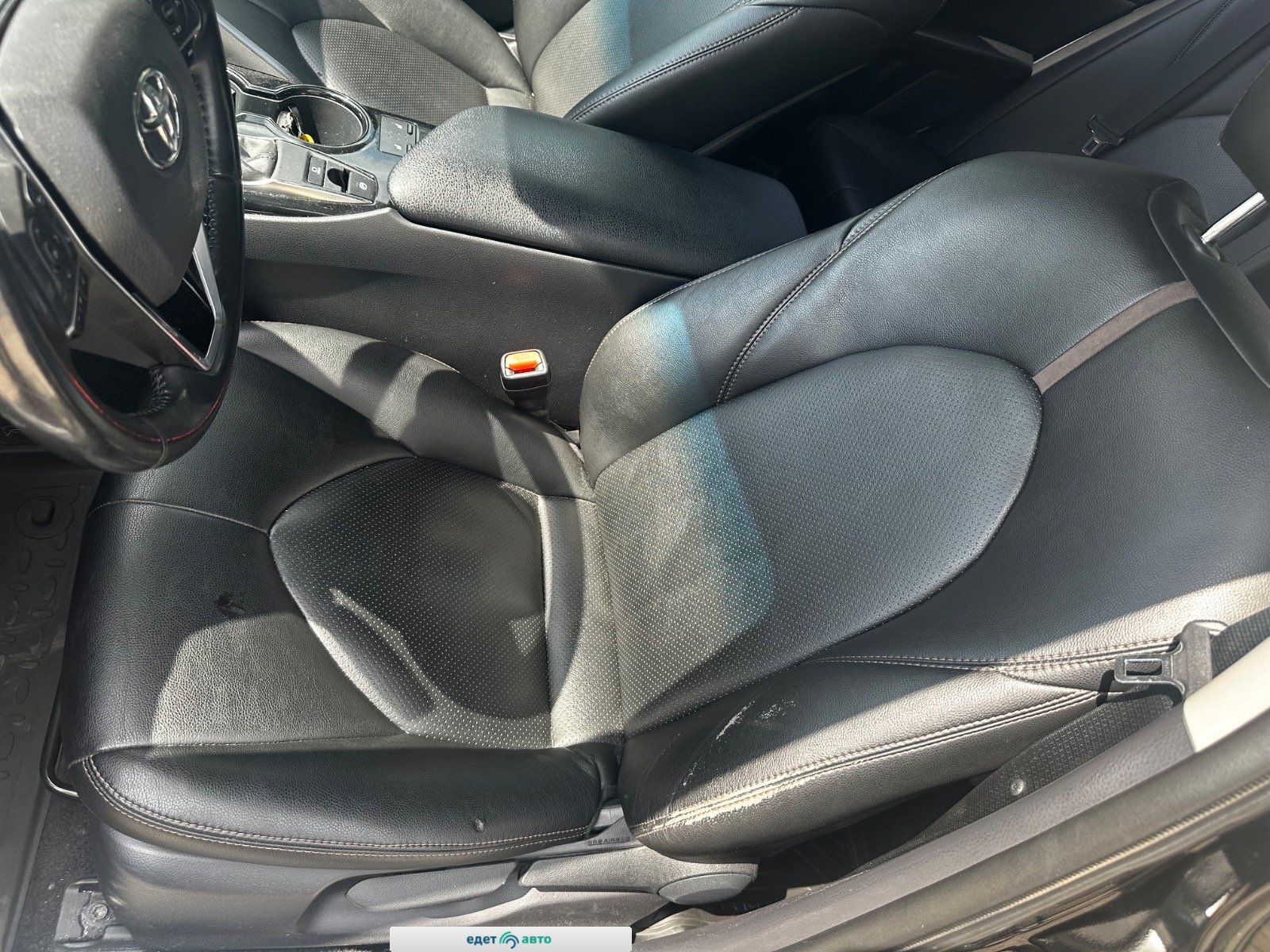 Toyota CAMRY, 2020 — Все фото