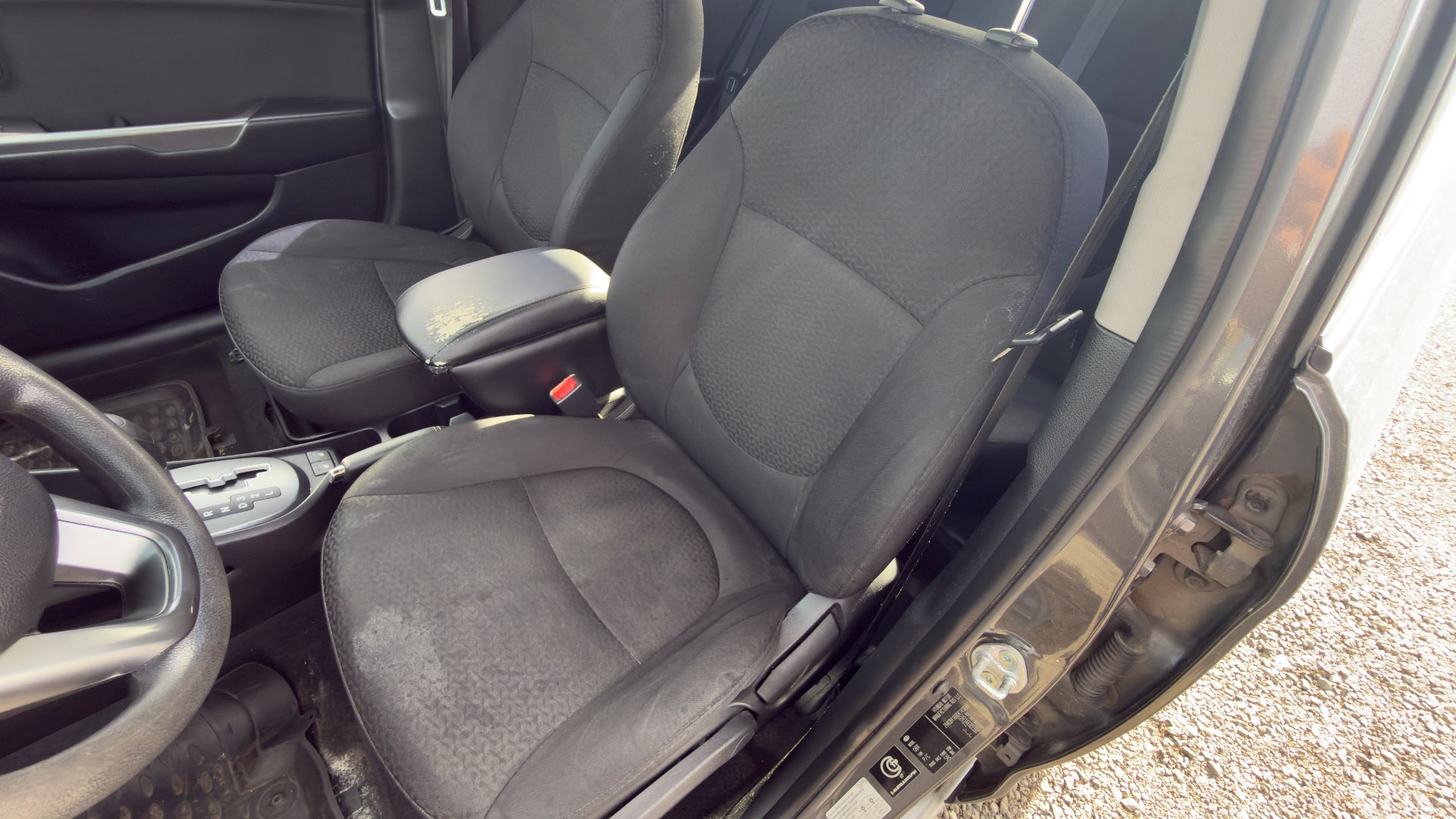 Kia Rio, 2013 — Салон