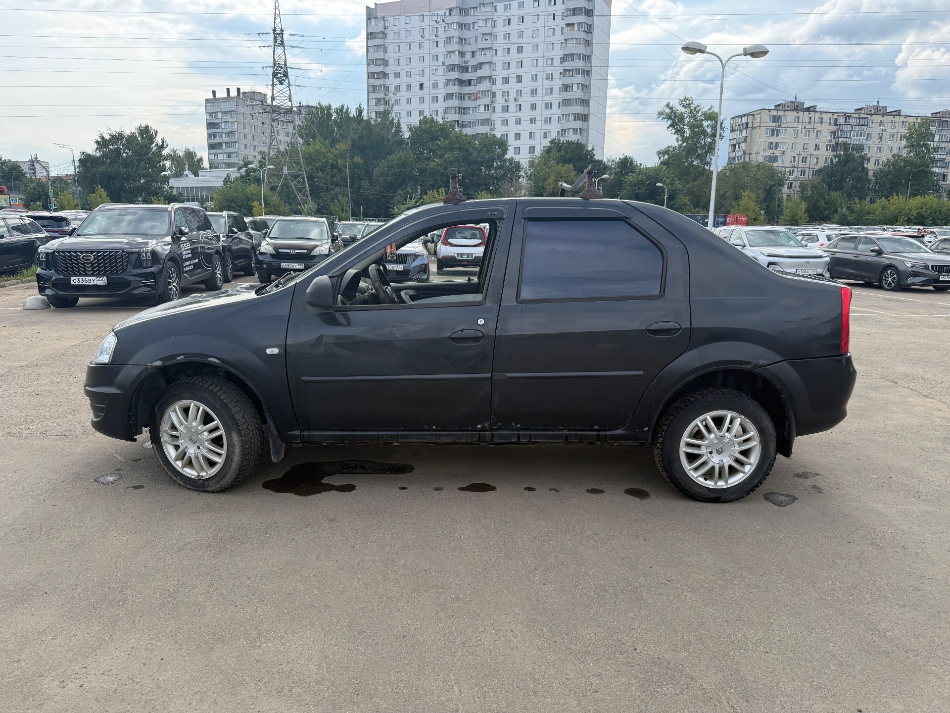 Renault Logan, 2010 — Снаружи