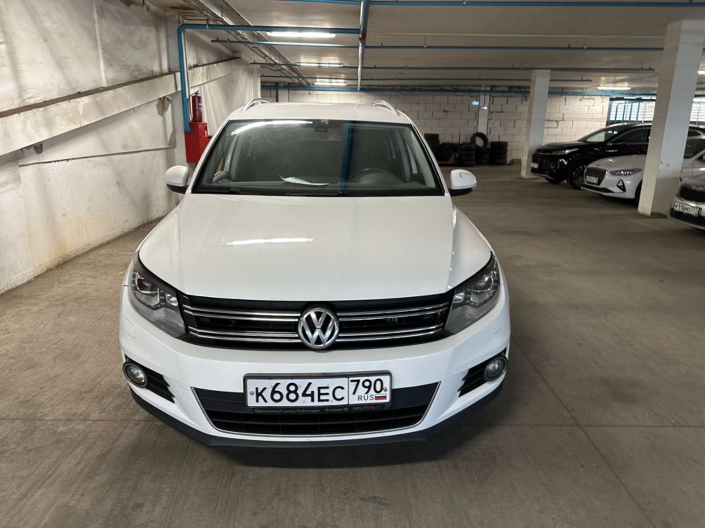 Volkswagen Tiguan, 2012 — Снаружи