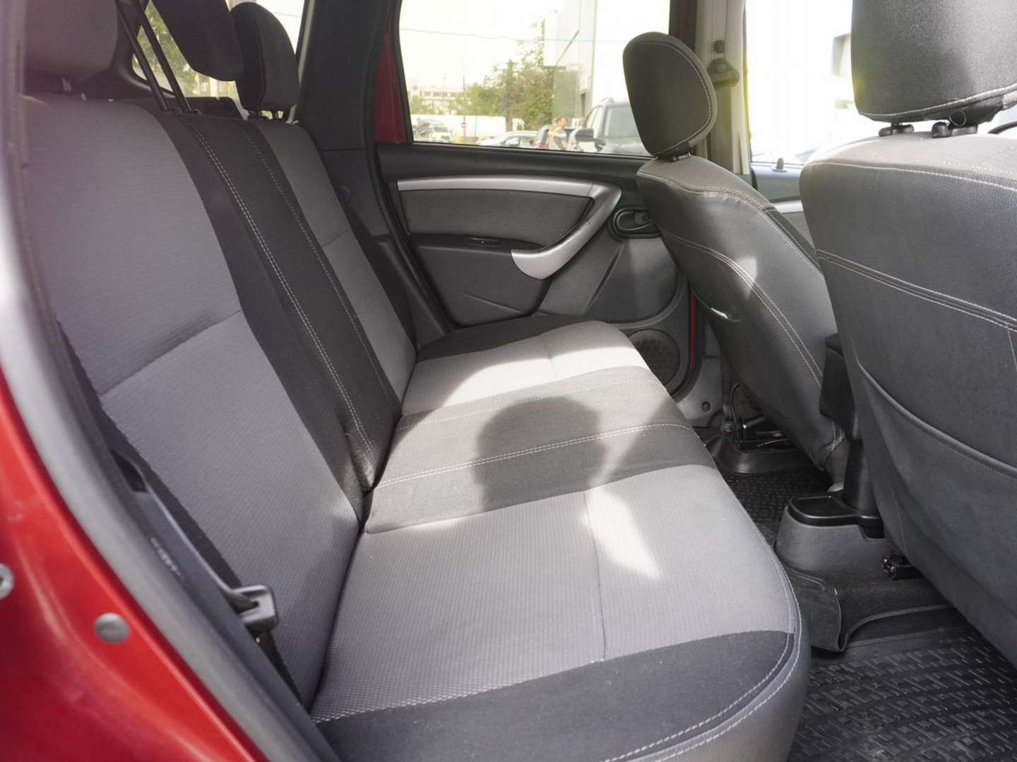 Renault Duster, 2012 — Салон