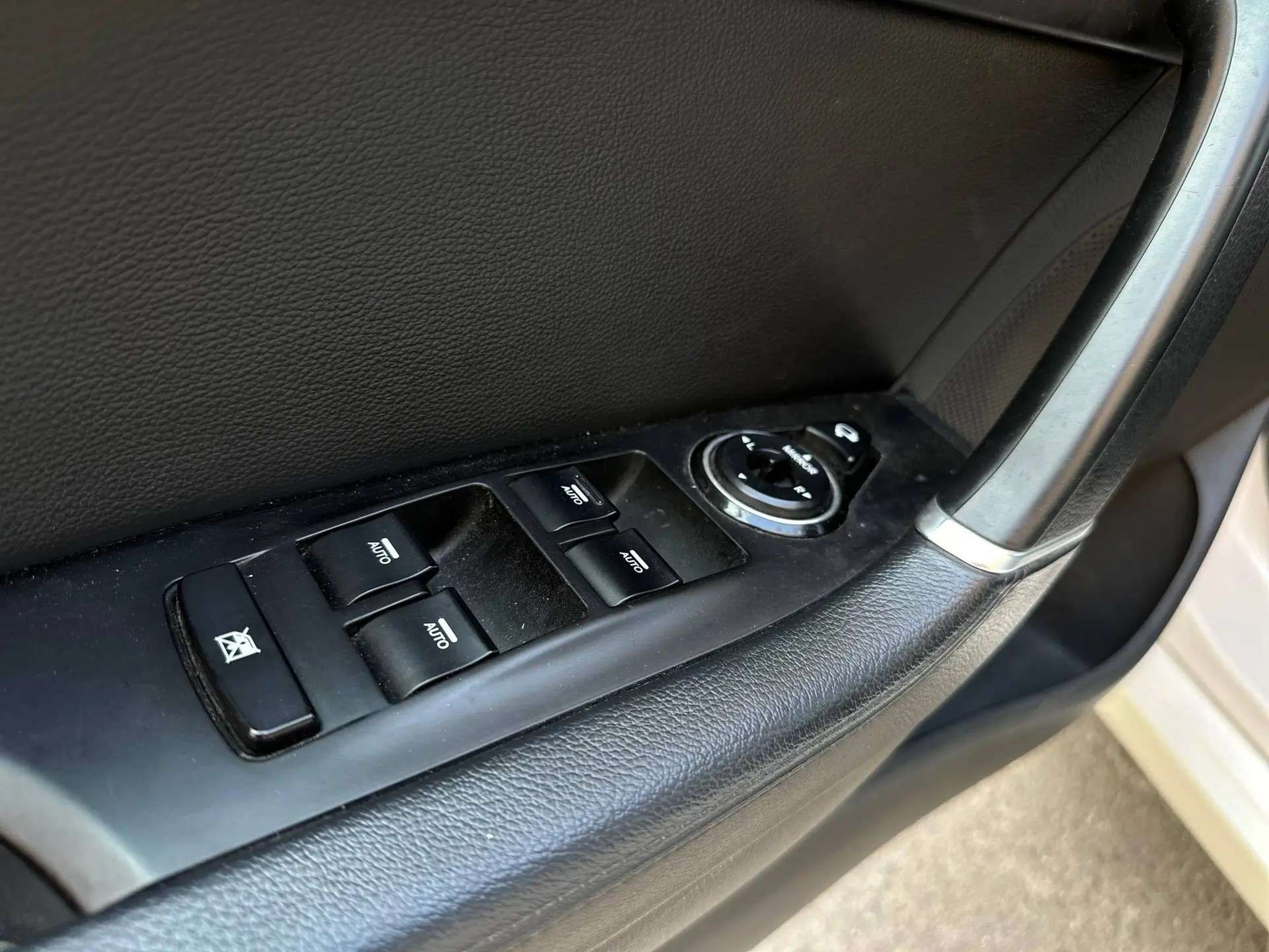 Hyundai VF(I40), 2013 — Салон