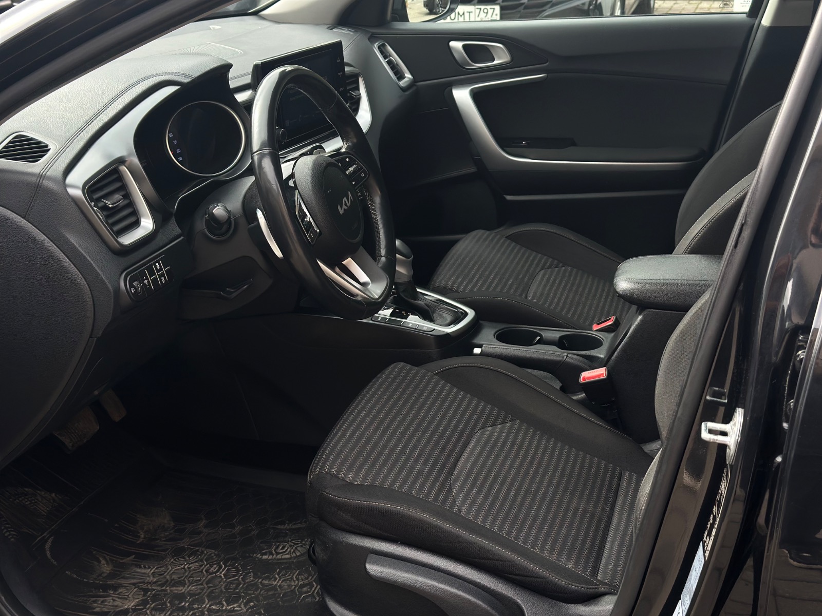 KIA CEE'D, 2022 — Все фото