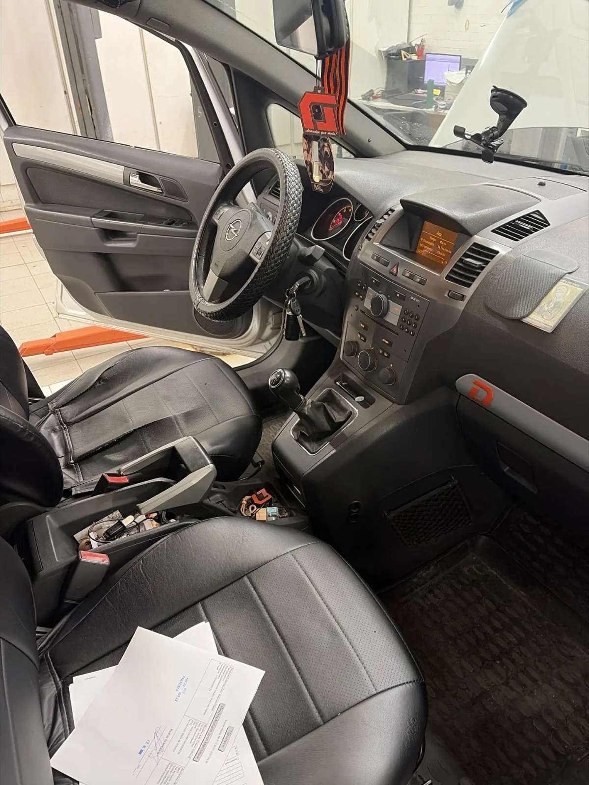 Opel Zafira, 2007 — Салон