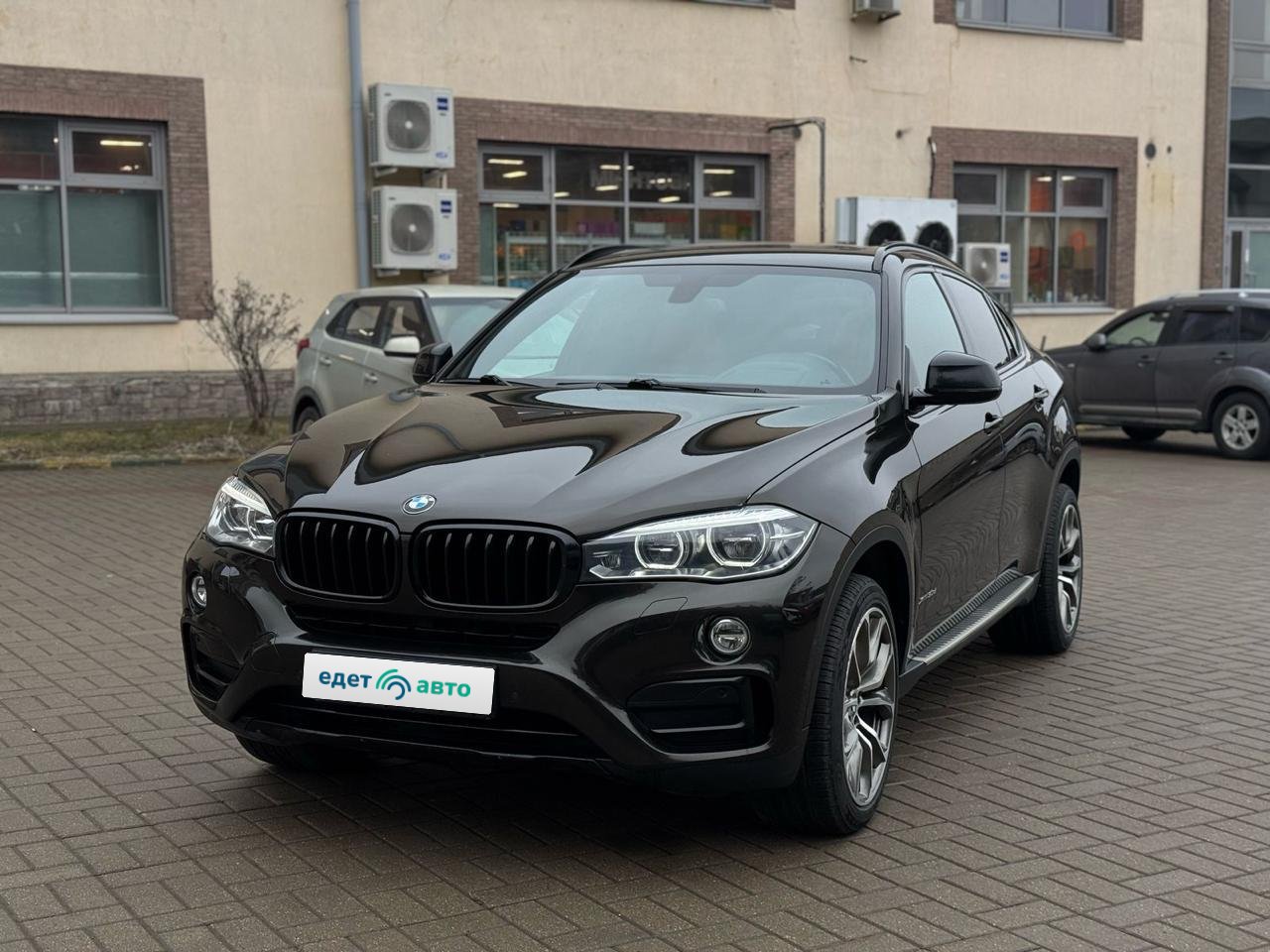 BMW X6 F16 2017 — обложка
