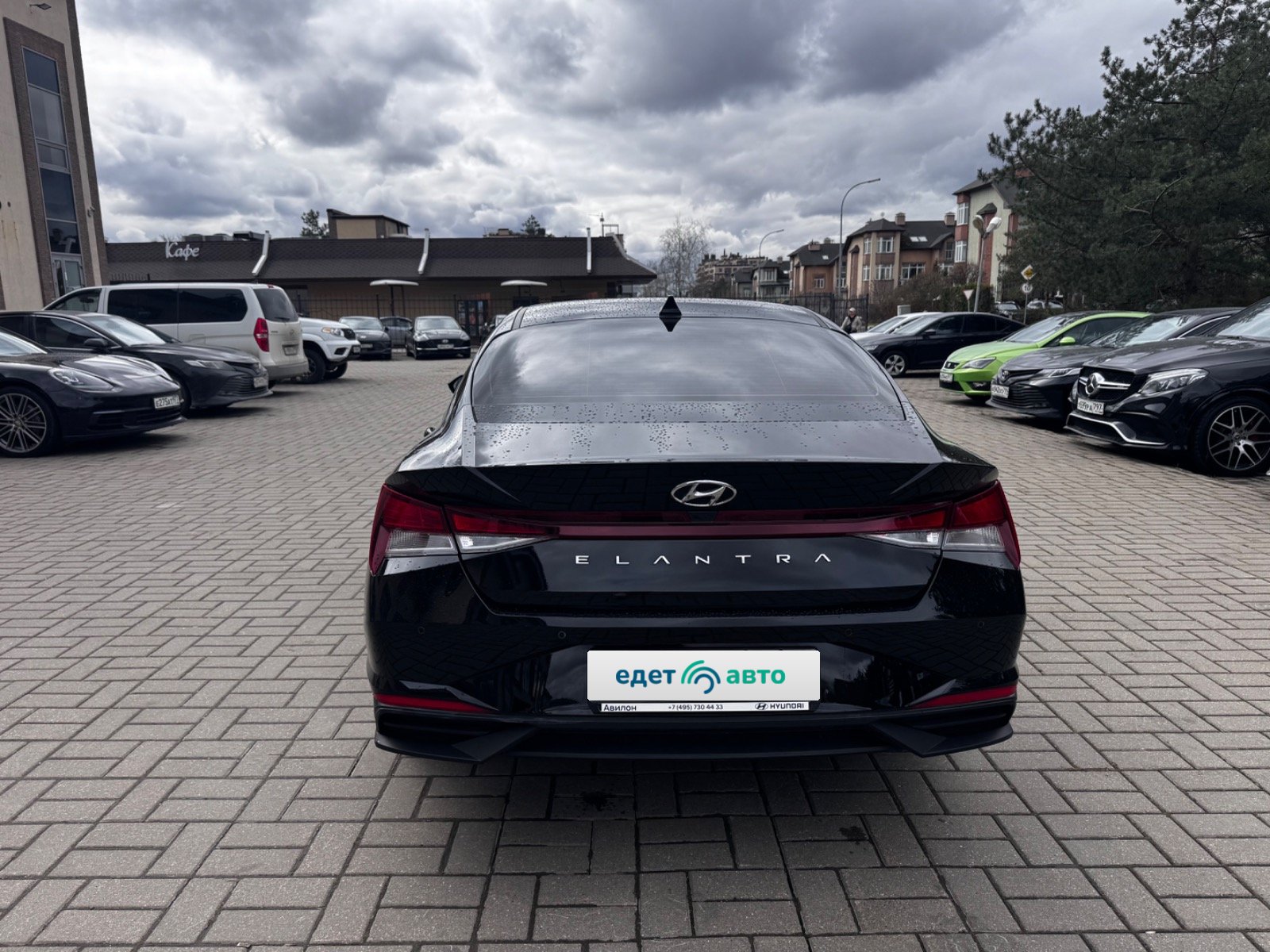 Hyundai ELANTRA, 2022 — Все фото